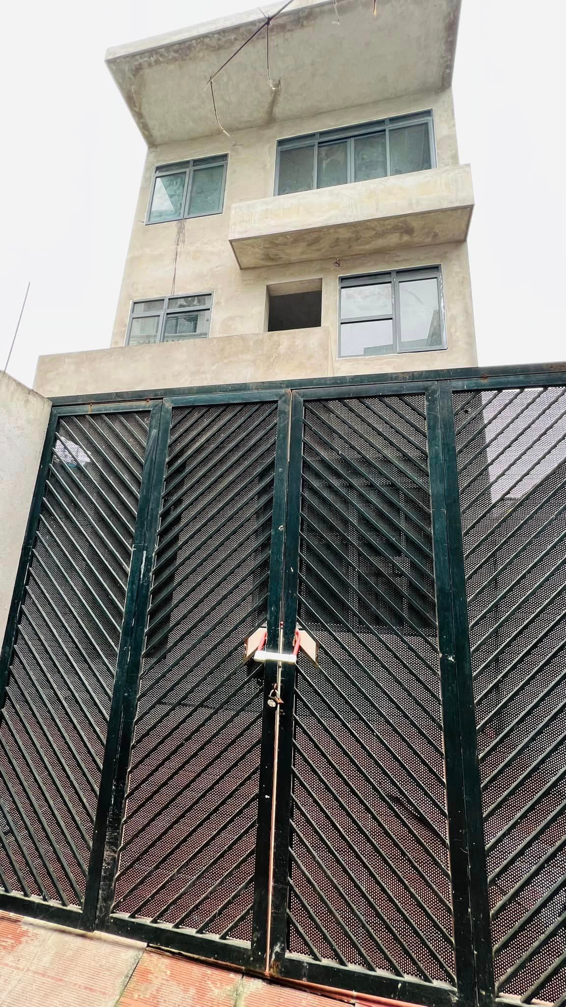 Nhà đất mặt phố, Tây Hồ, Hà Nội - 100m² giá 18.5 tỷ