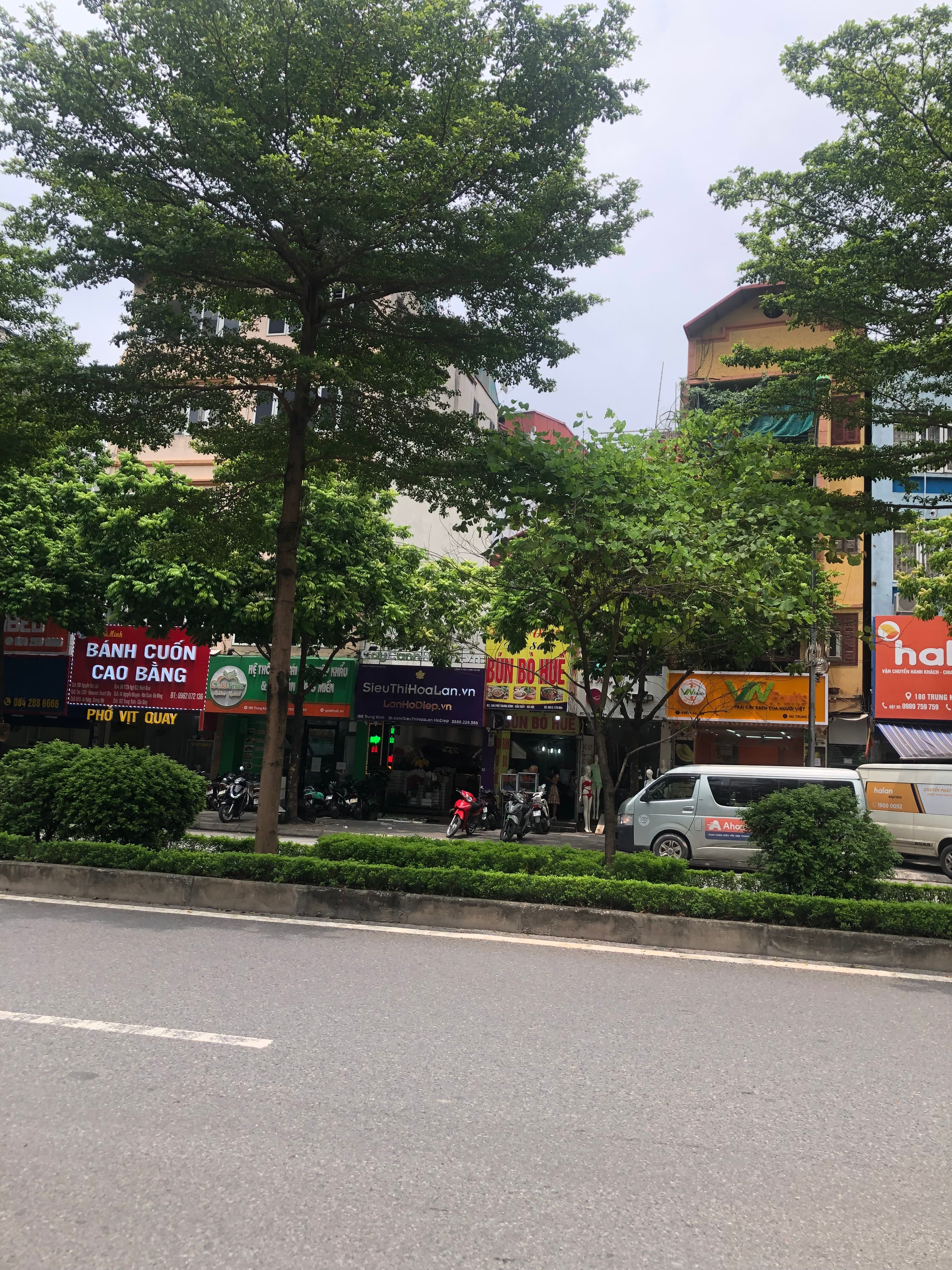 Nhà đất mặt phố, Cầu Giấy, Hà Nội - 160m² giá 130 tỷ