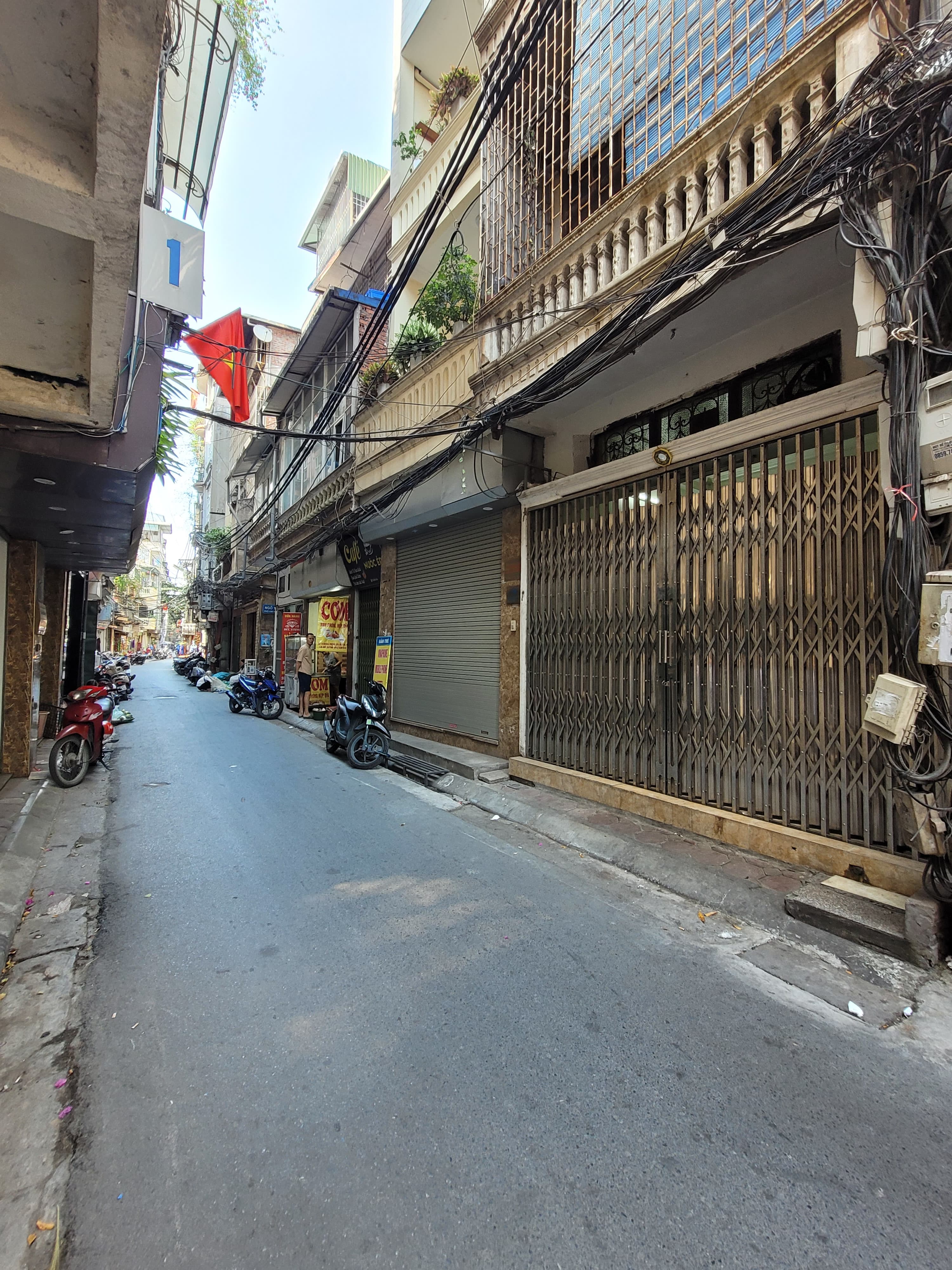 Nhà đất mặt phố, Đống Đa, Hà Nội - 36m² giá 17.2 tỷ