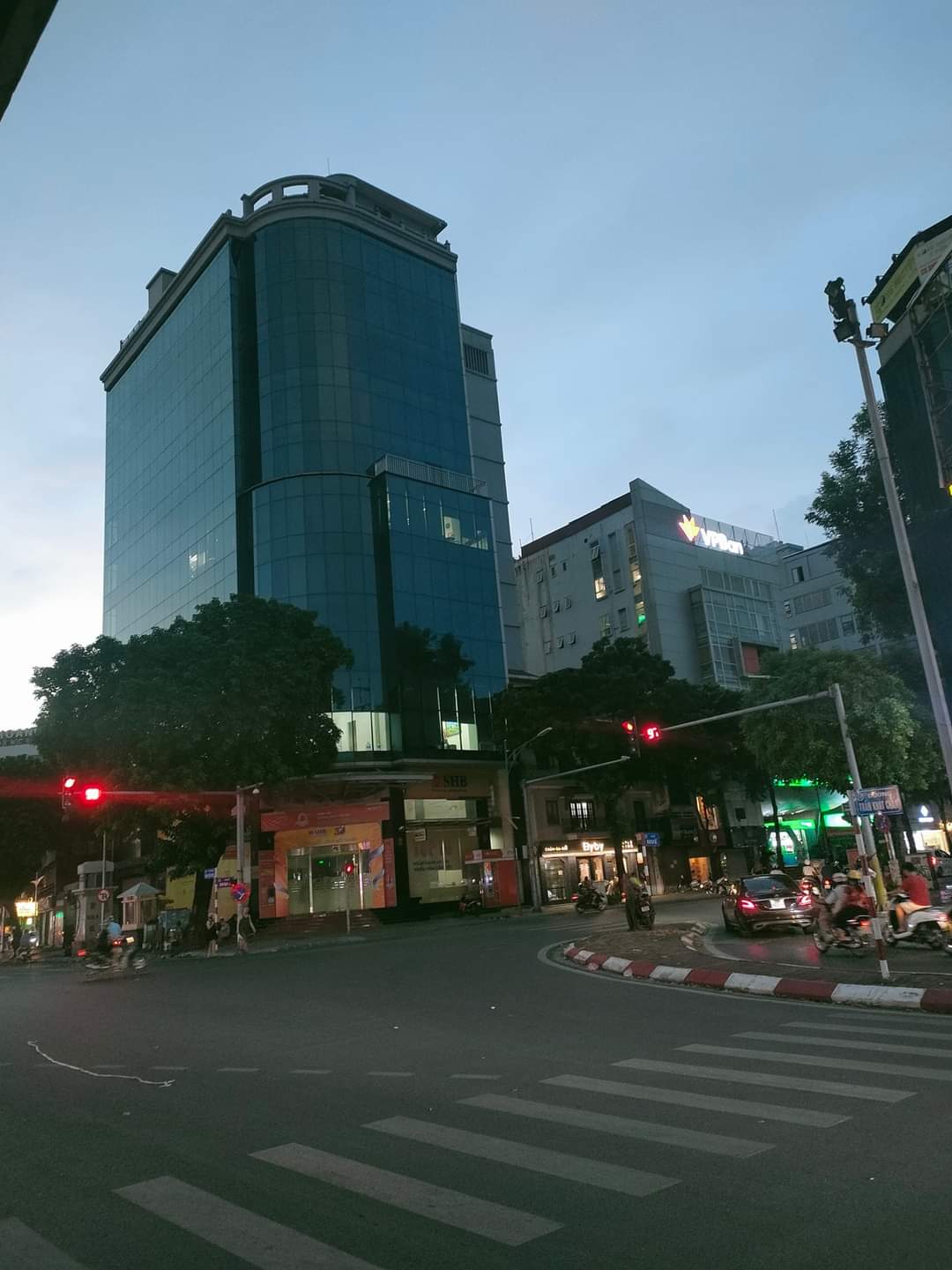 Nhà đất mặt phố, Hai Bà Trưng, Hà Nội - 498m² giá 670 tỷ