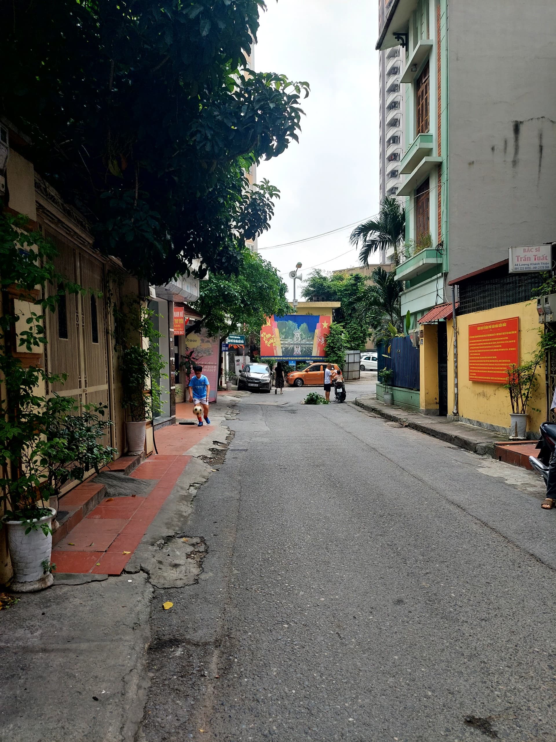 Nhà đất mặt phố, Hoàng Mai, Hà Nội - 64m² giá 25 tỷ