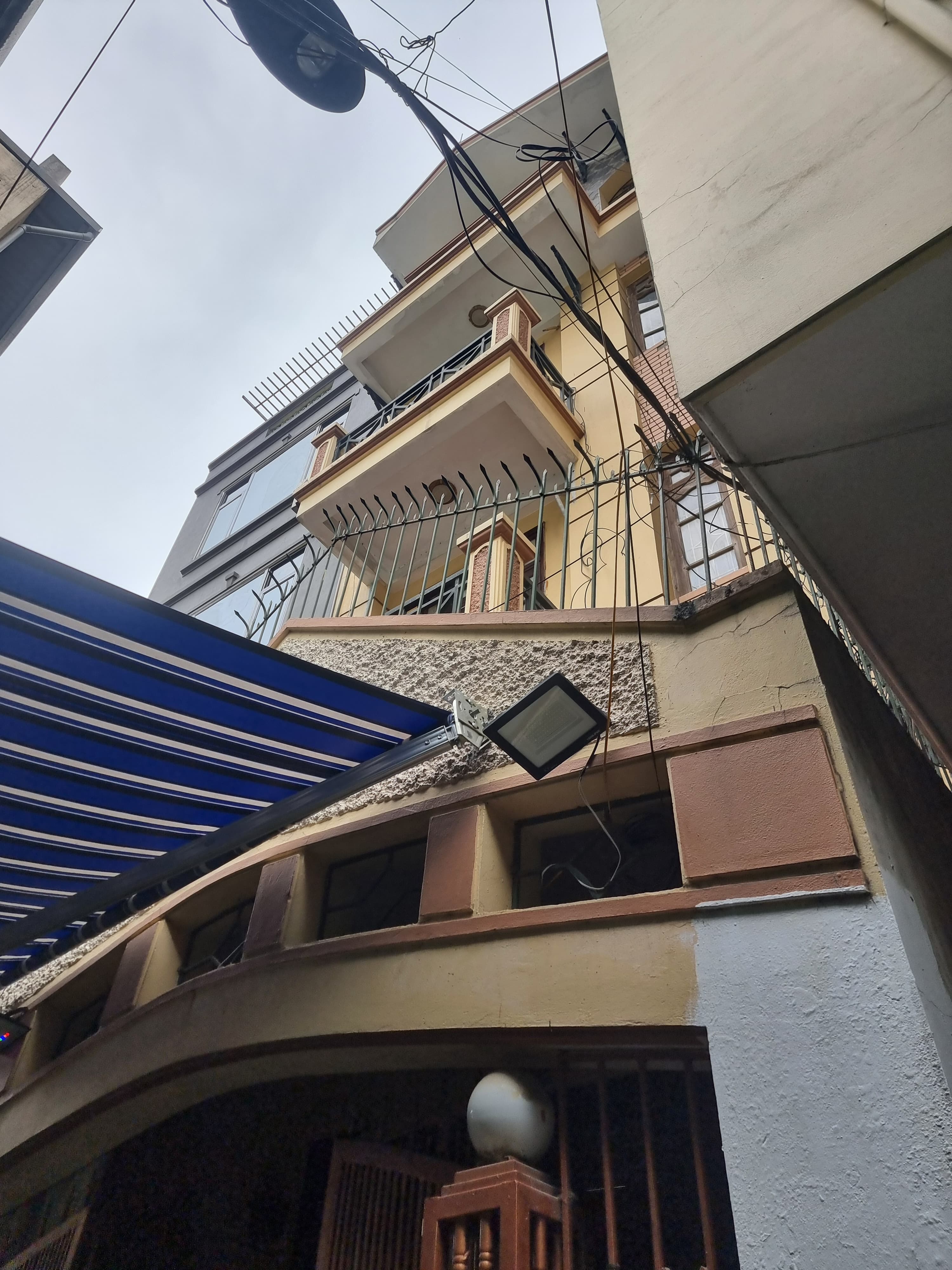 Nhà đất mặt phố, Nam Từ Liêm, Hà Nội - 72m² giá 17.9 tỷ