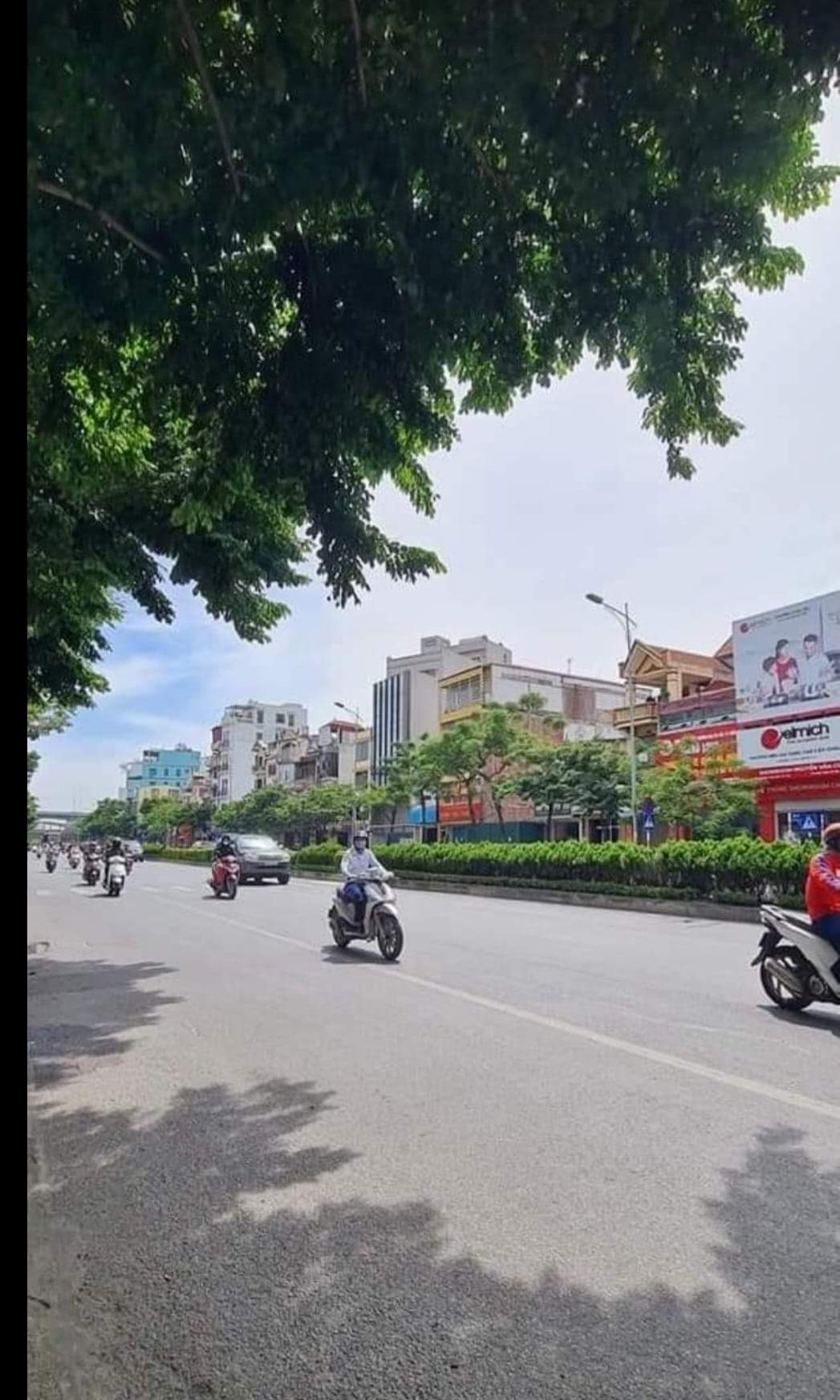 Nhà đất mặt phố, Long Biên, Hà Nội - 91m² giá 38 tỷ
