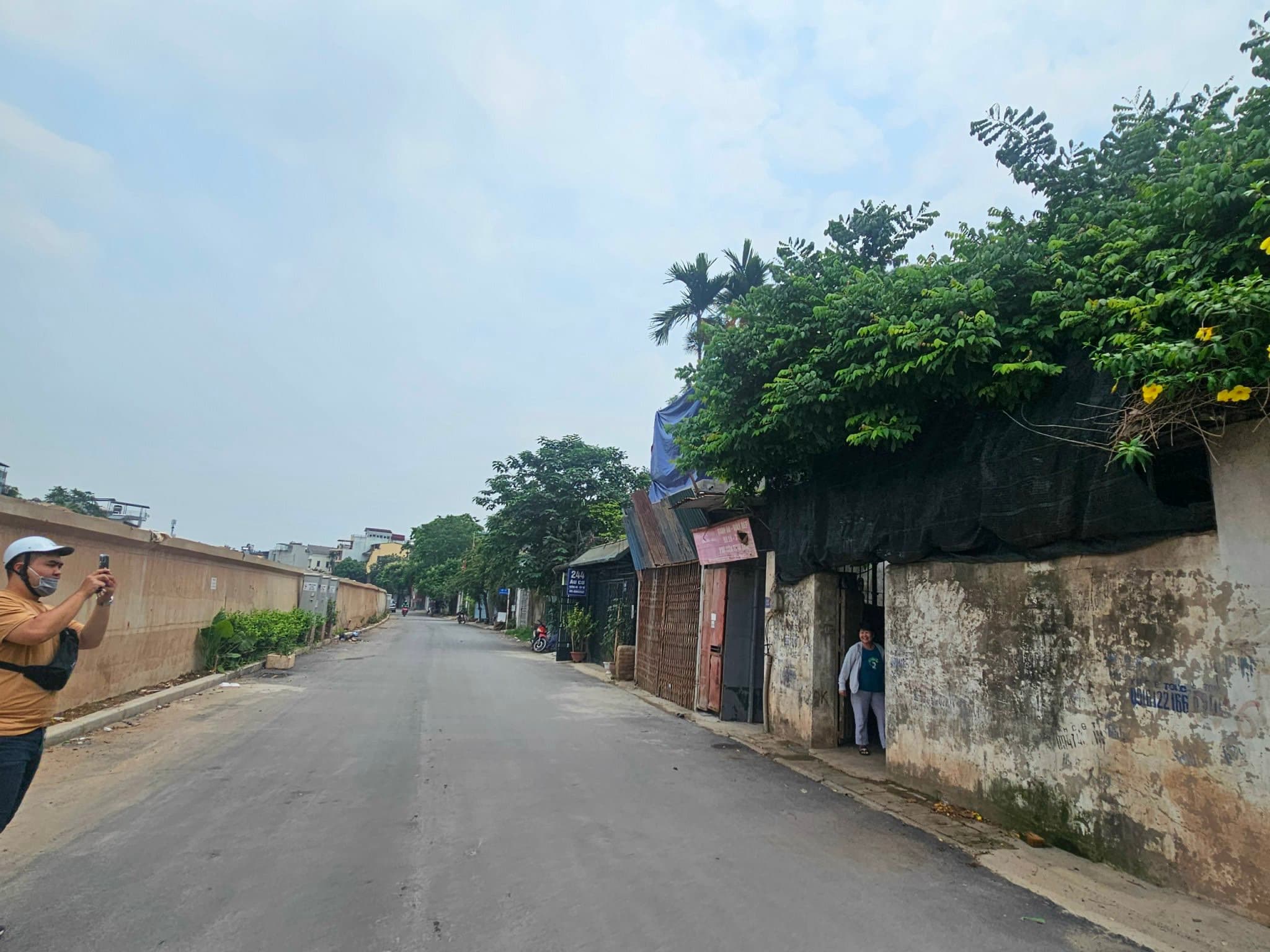 Nhà đất mặt phố, Tây Hồ, Hà Nội - 666m² giá 106.8 tỷ