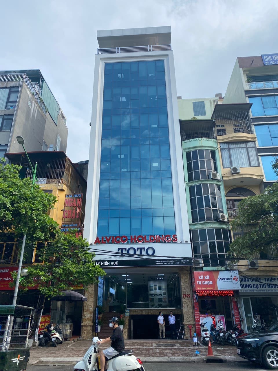 Nhà đất mặt phố, Cầu Giấy, Hà Nội - 291m² giá 252 tỷ