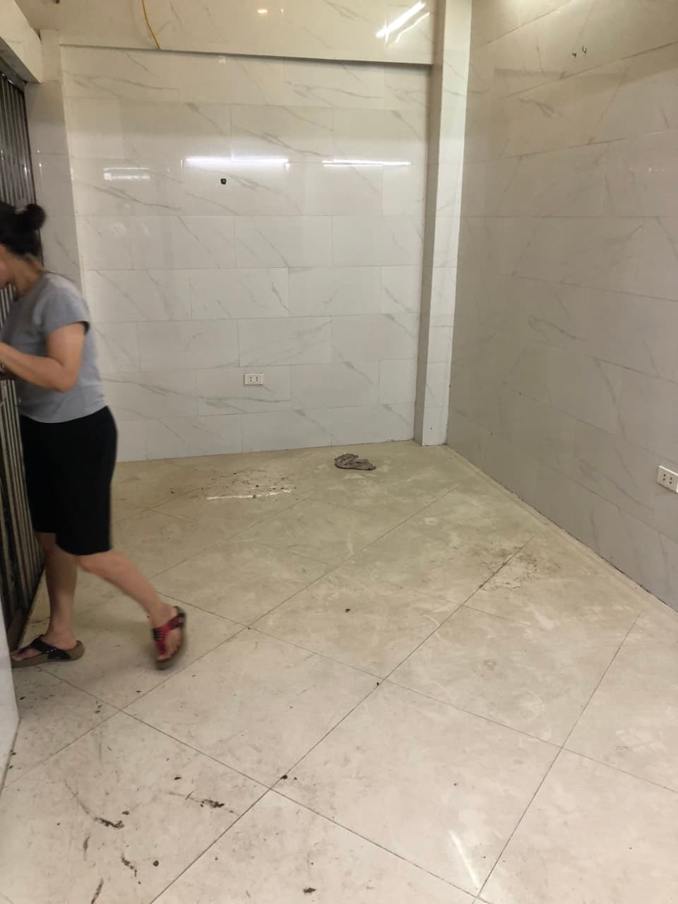 Nhà đất mặt phố, Hoàn Kiếm, Hà Nội - 12m² giá 2.6 tỷ