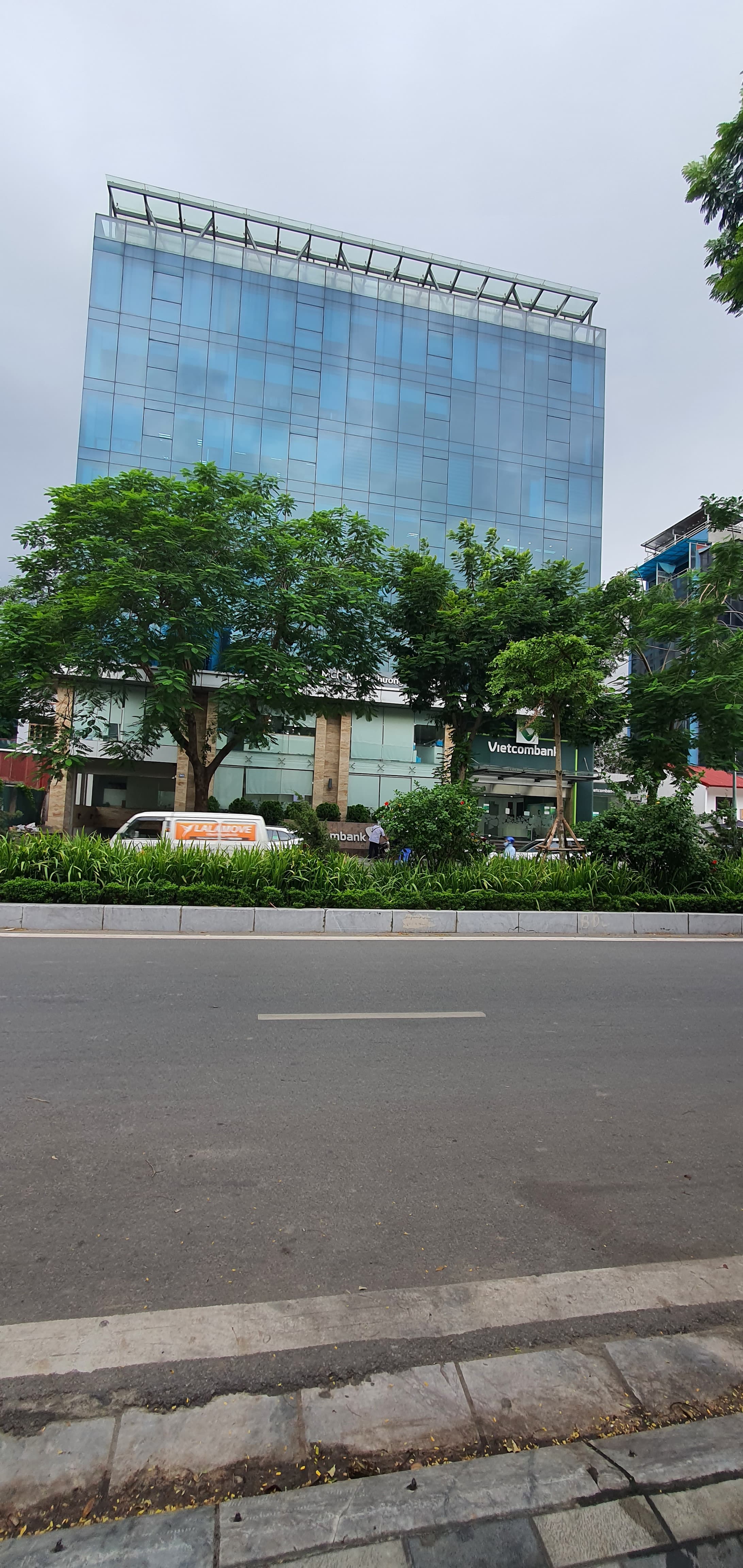 Nhà đất mặt phố, Tây Hồ, Hà Nội - 195m² giá 100 tỷ