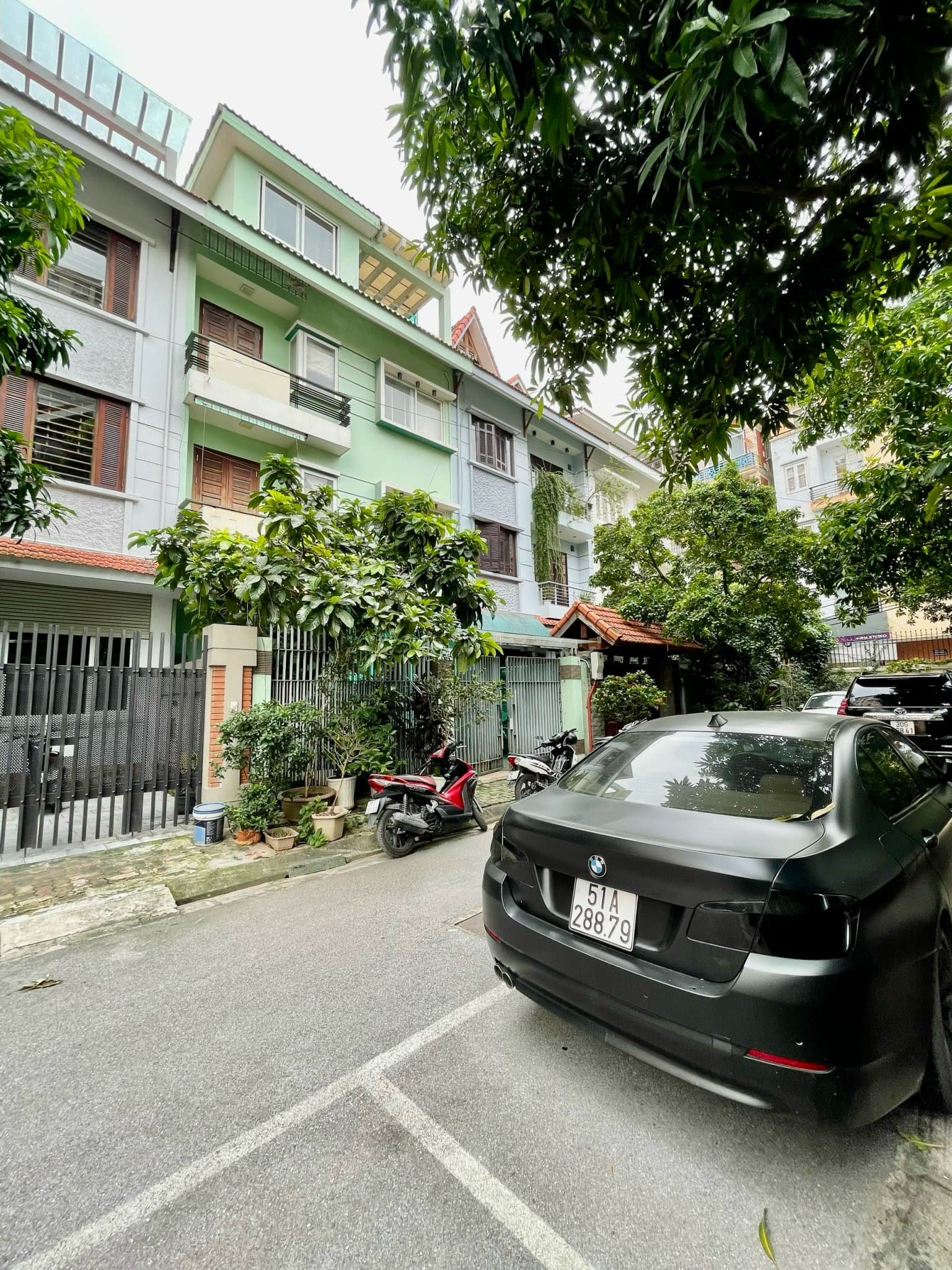 Nhà đất mặt phố, Ba Đình, Hà Nội - 102m² giá 37 tỷ