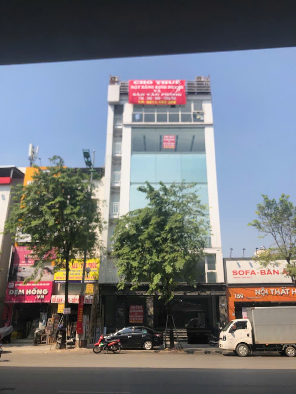 Nhà đất mặt phố, Cầu Giấy, Hà Nội - 168m² giá 145 tỷ