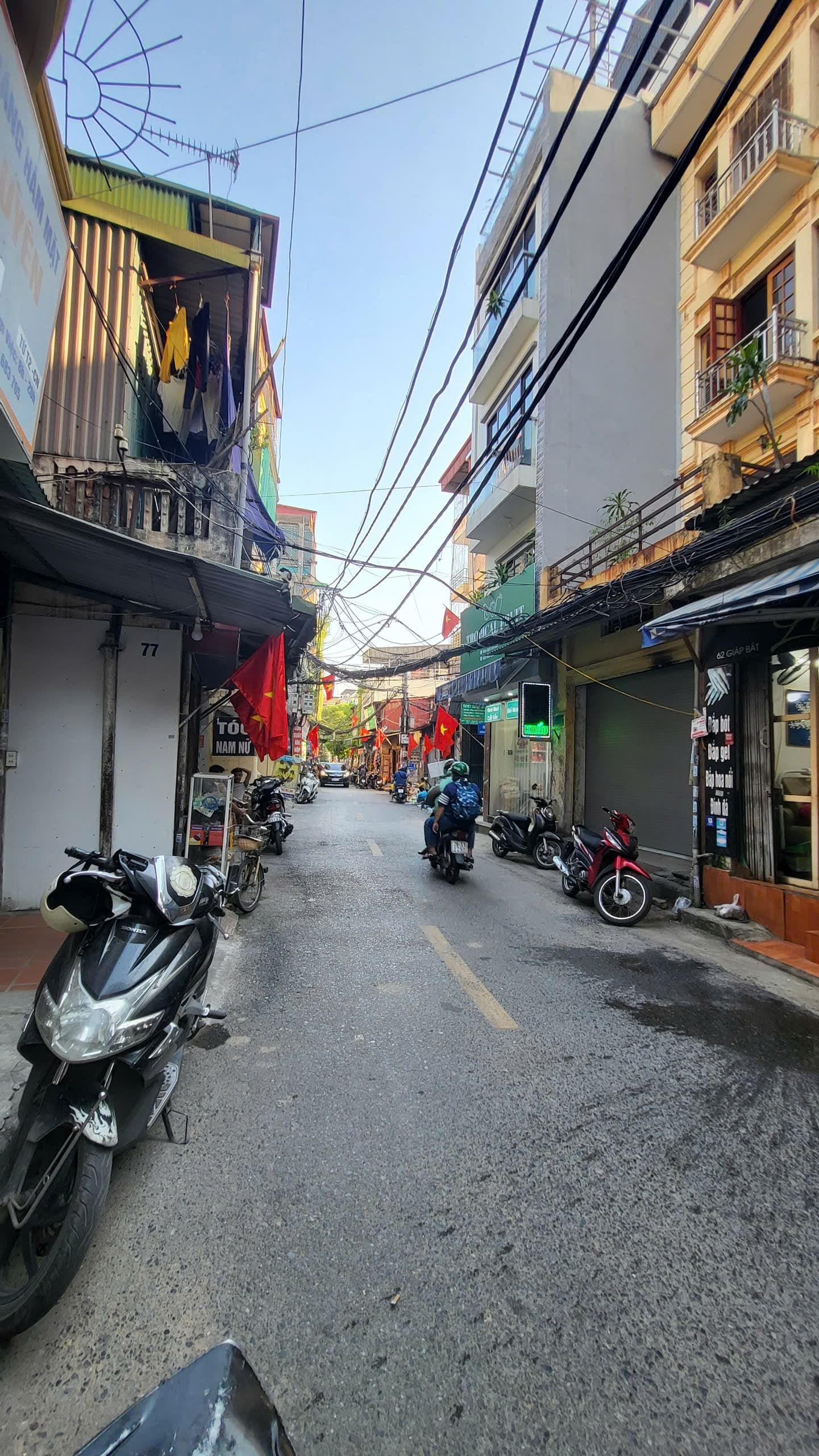Nhà đất mặt phố, Hoàng Mai, Hà Nội - 87m² giá 20.5 tỷ