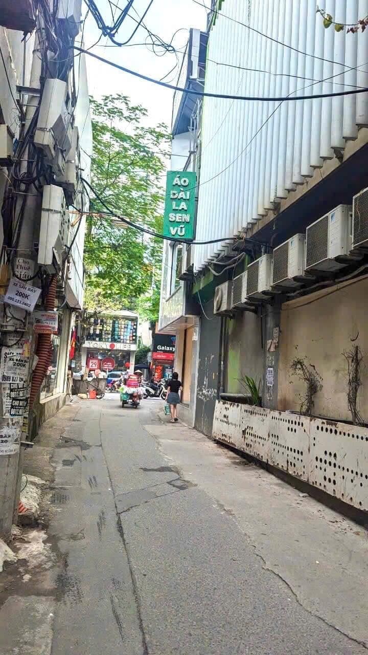 Nhà đất mặt phố, Đống Đa, Hà Nội - 116m² giá 65 tỷ