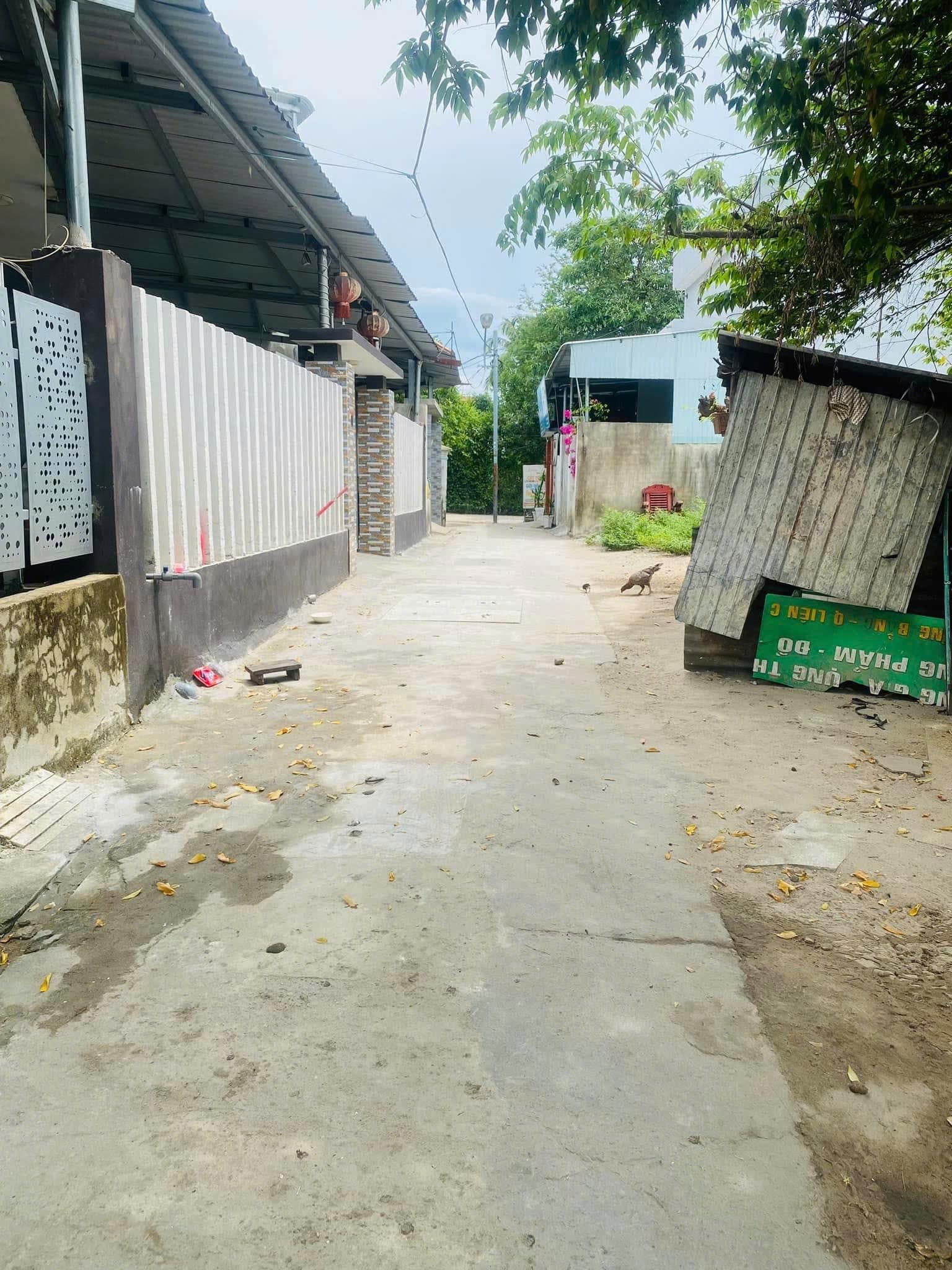Nhà đất mặt phố Hòa Vang, Đà Nẵng - 526, m² giá 9.5 tỷ