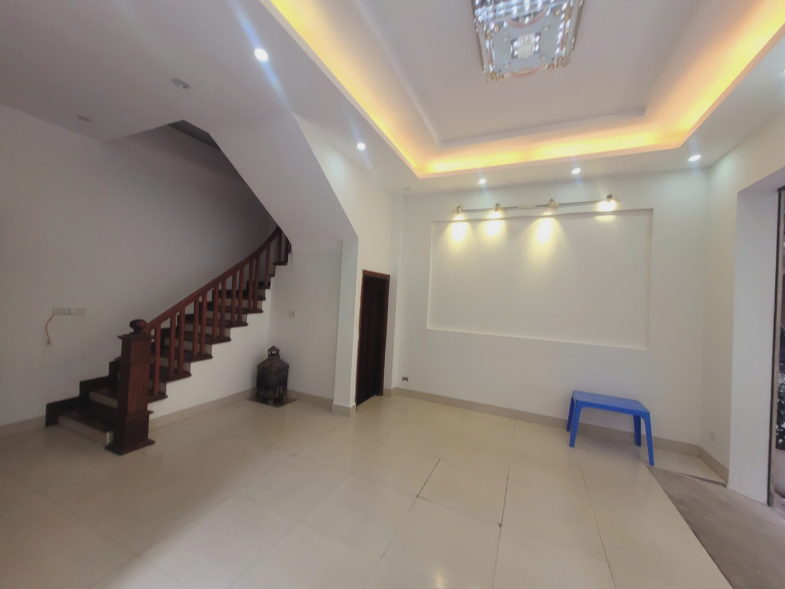 Nhà đất mặt phố, Thanh Xuân, Hà Nội - 31m² giá 15 tỷ