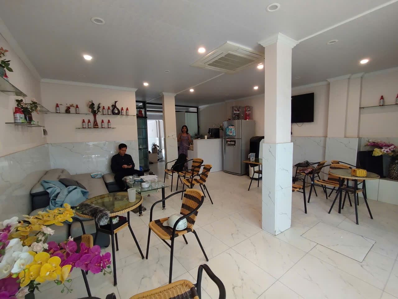 Nhà đất mặt phố, Tây Hồ, Hà Nội - 85m² giá 35.8 tỷ
