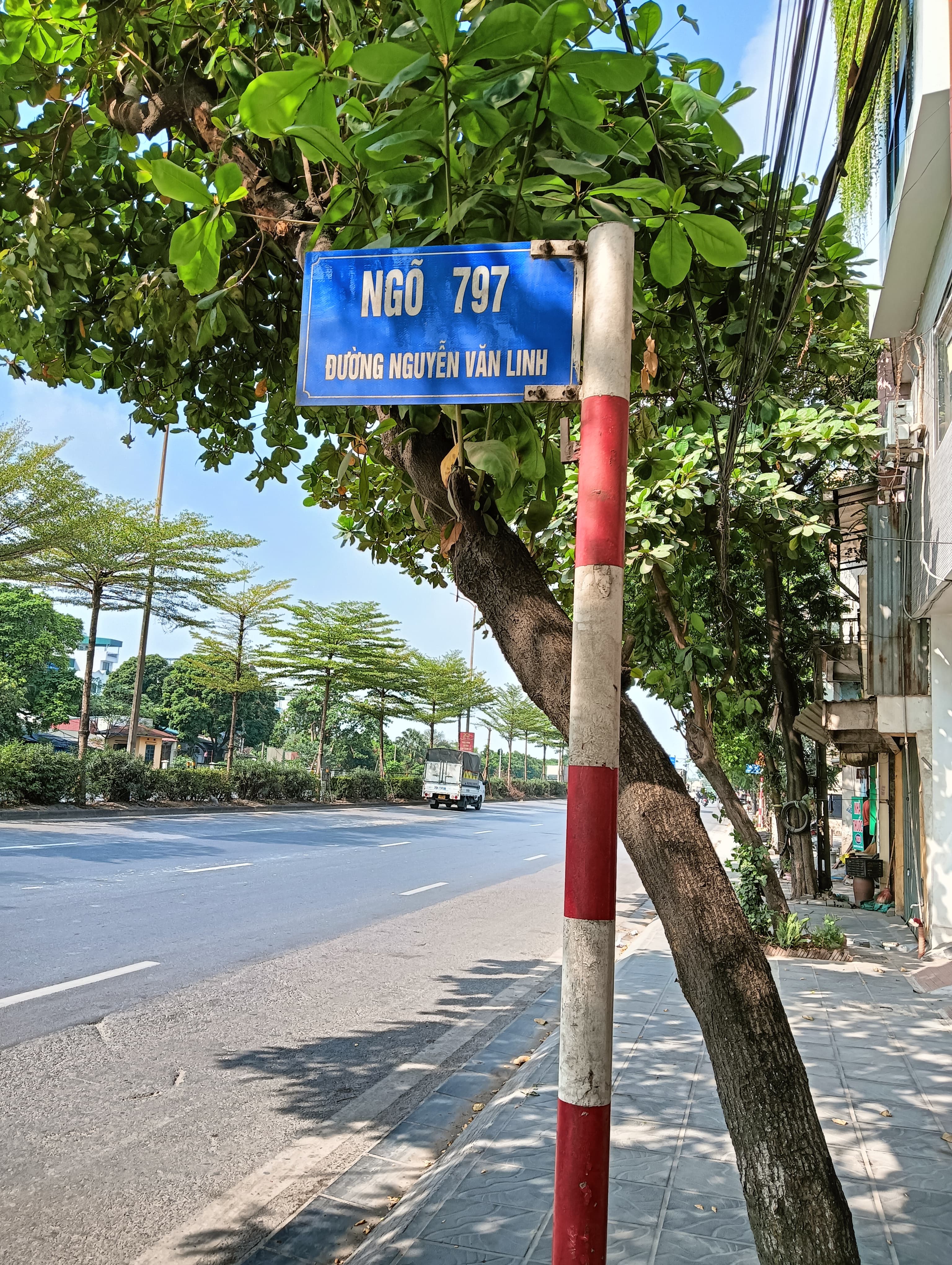 Nhà đất mặt phố, Long Biên, Hà Nội - 40m² giá 4.65 tỷ