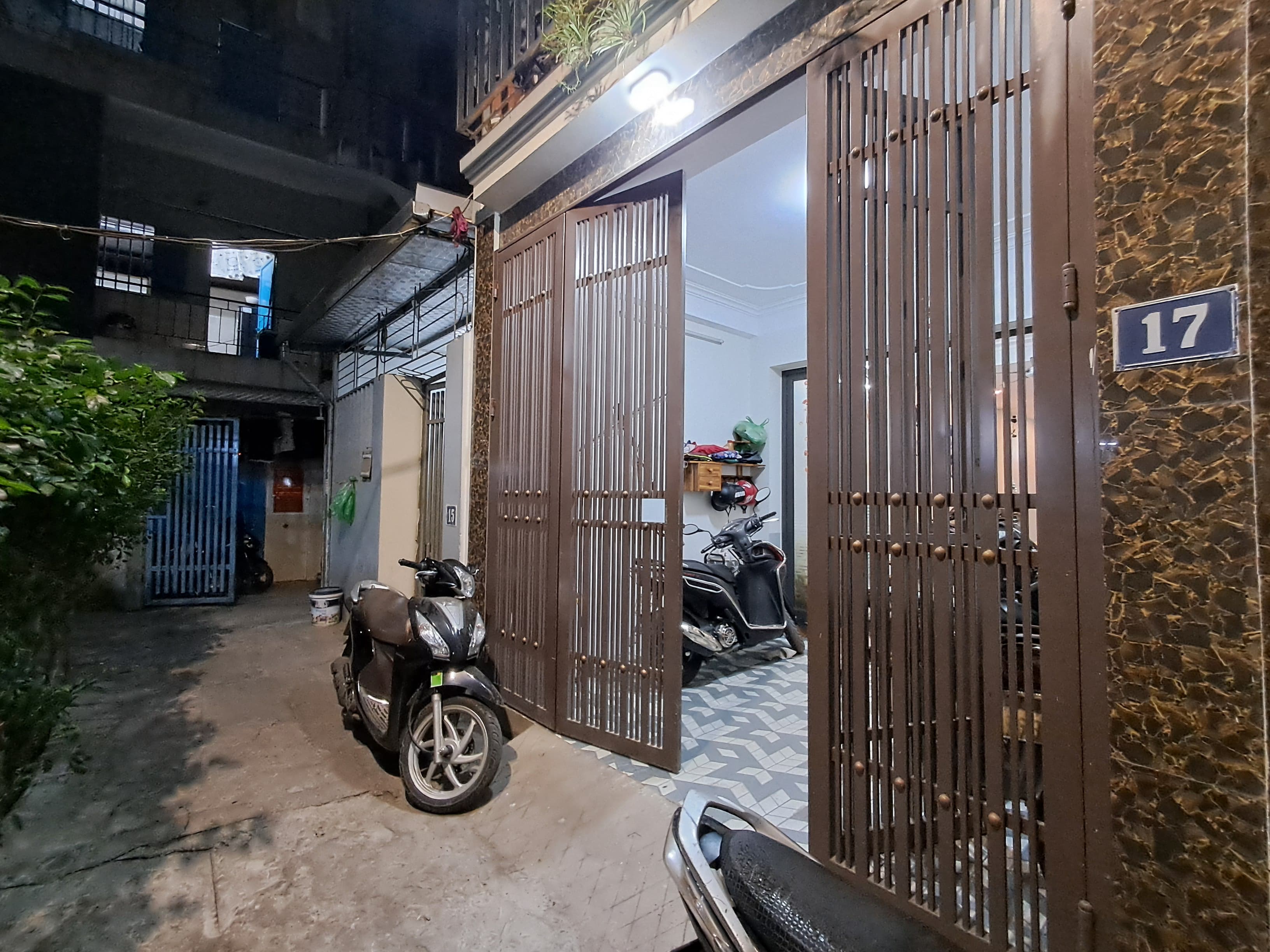 Nhà đất mặt phố, Bắc Từ Liêm, Hà Nội - 62m² giá 16.8 tỷ