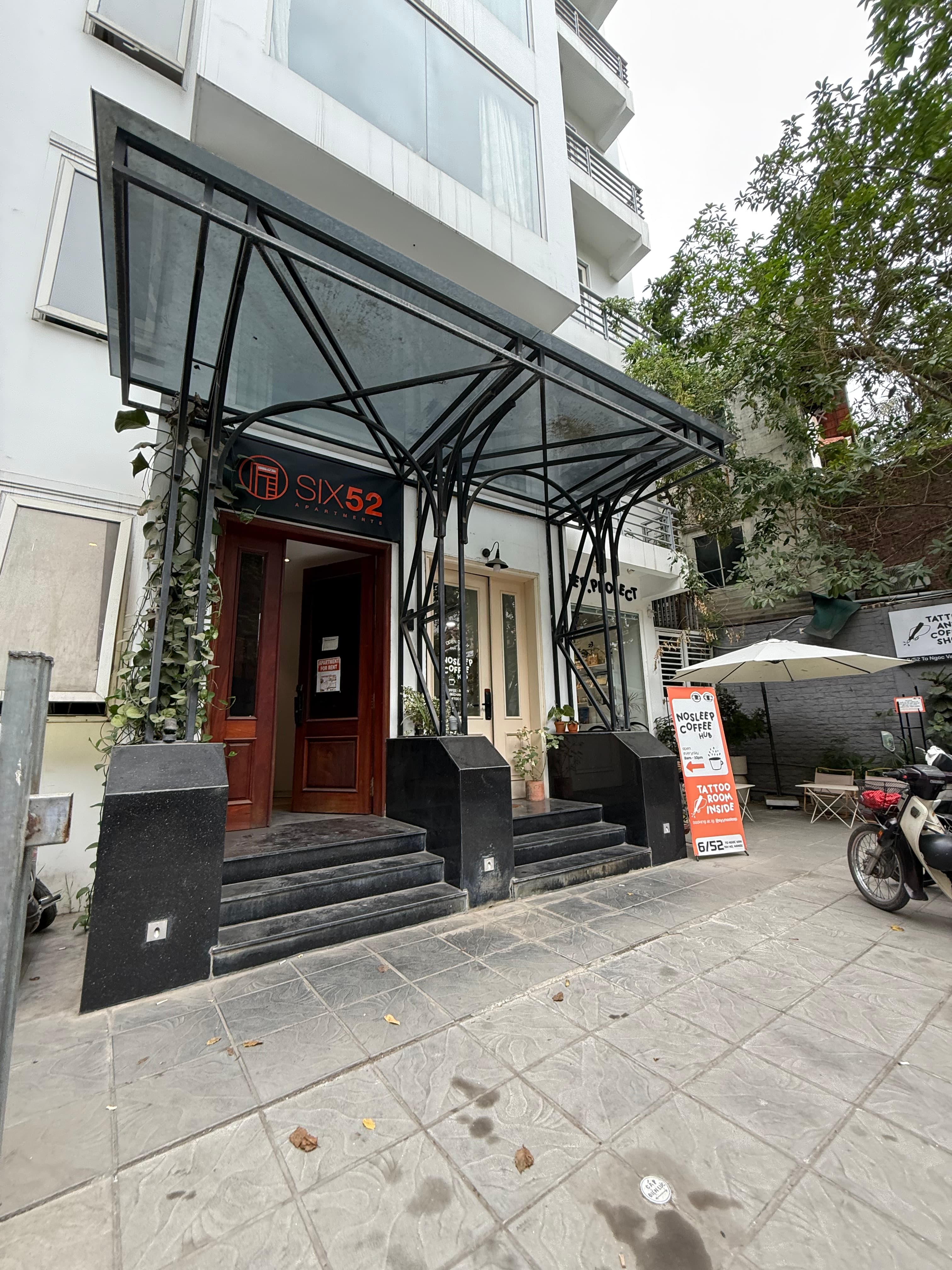 Nhà đất mặt phố, Tây Hồ, Hà Nội - 148m² giá 128 tỷ