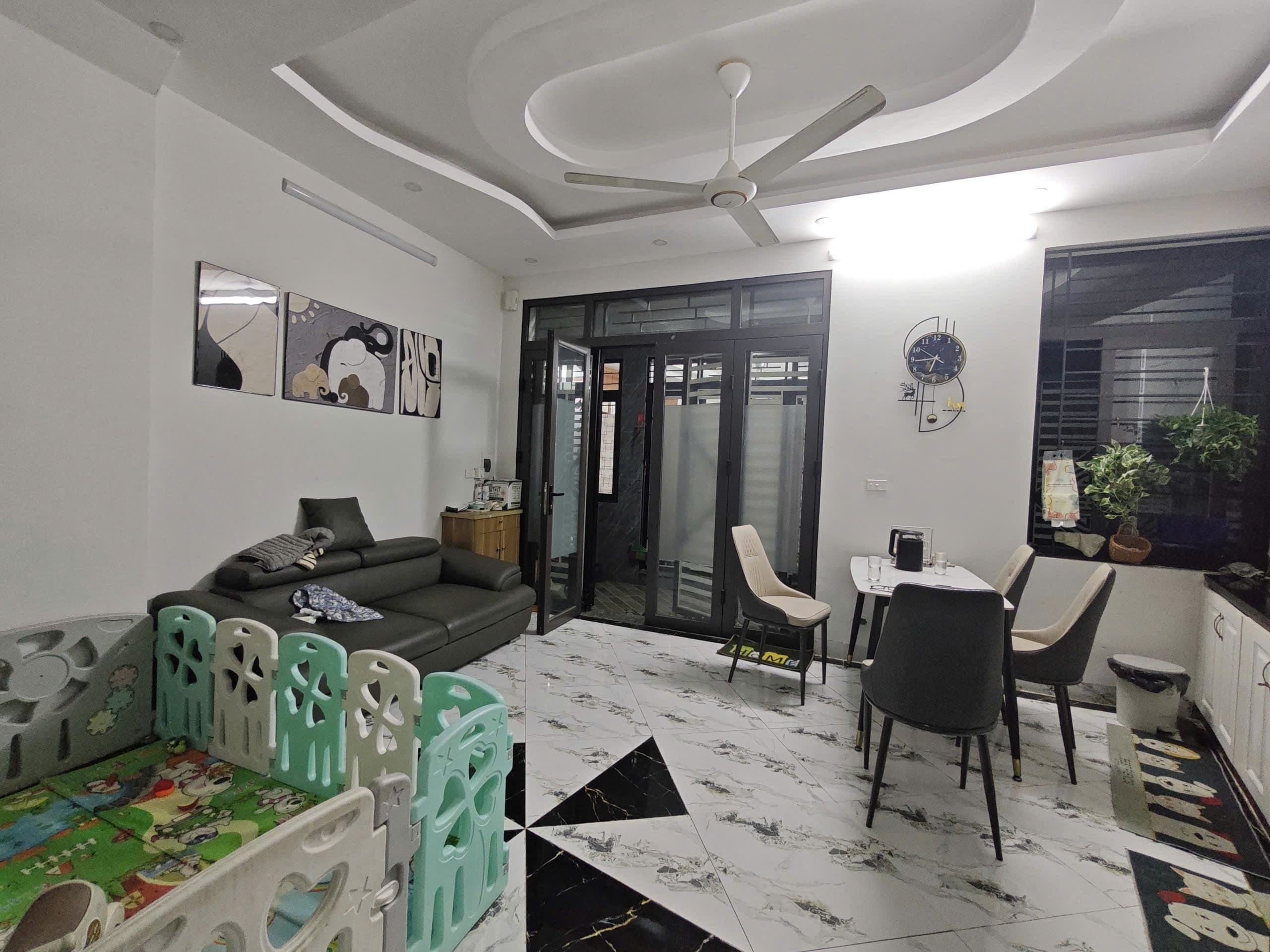Nhà đất mặt phố, Hà Đông, Hà Nội - 35m² giá 5.8 tỷ