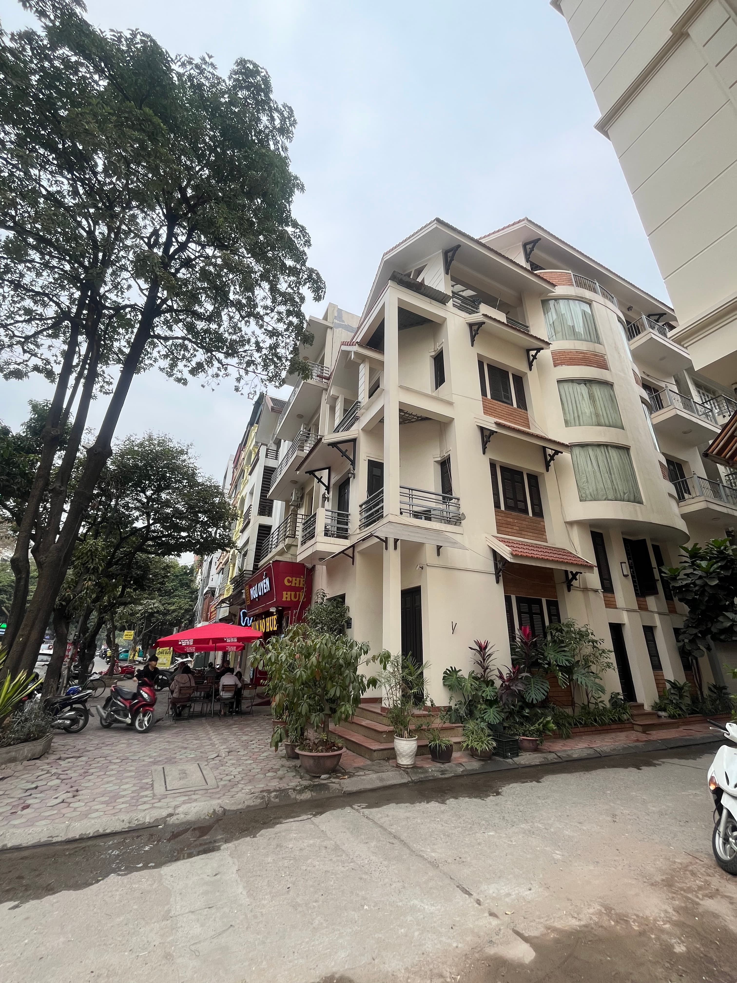 Nhà đất mặt phố, Hoàng Mai, Hà Nội - 80m² giá 47 tỷ