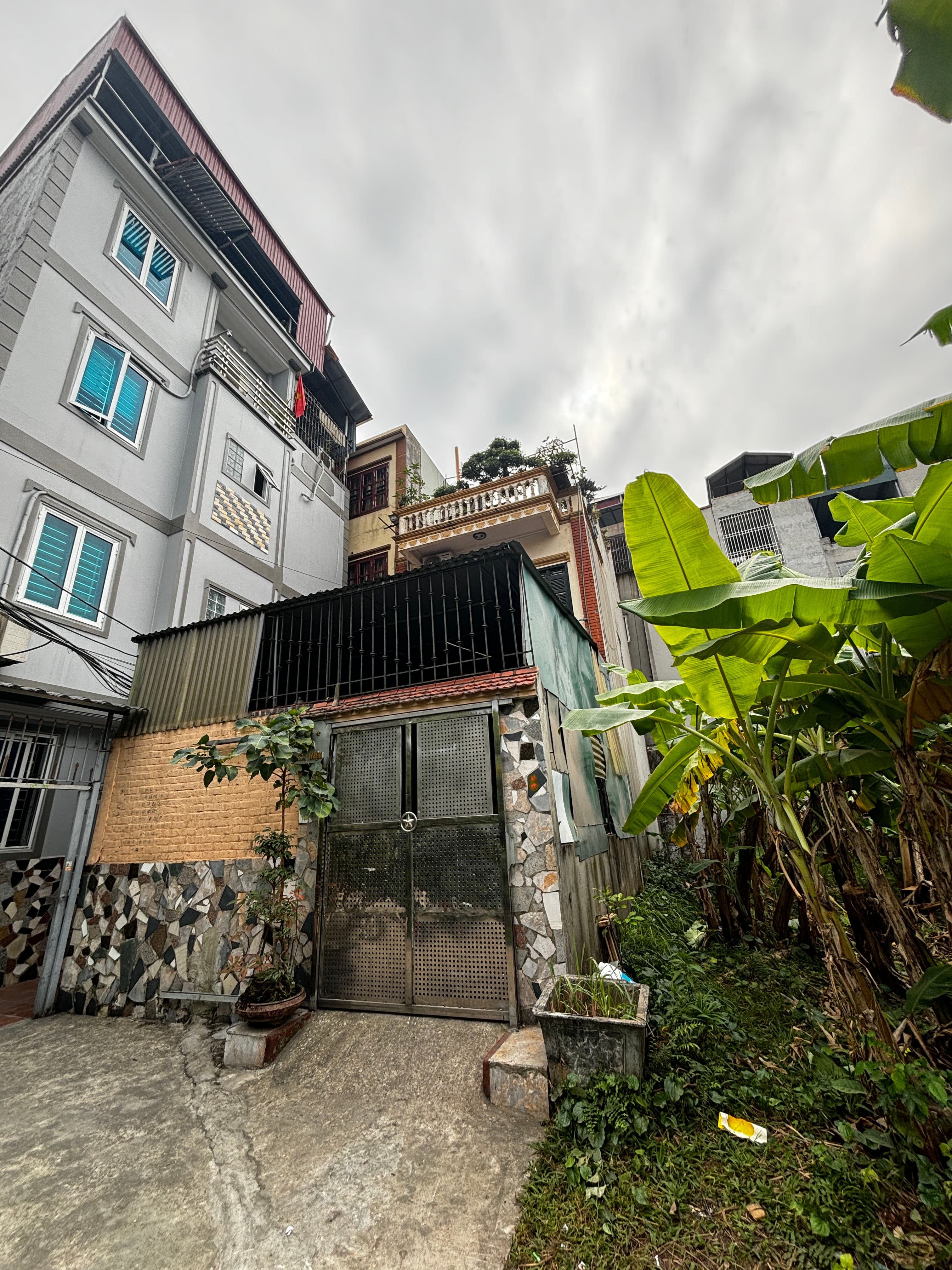Nhà đất mặt phố, Long Biên, Hà Nội - 89m² giá 14 tỷ