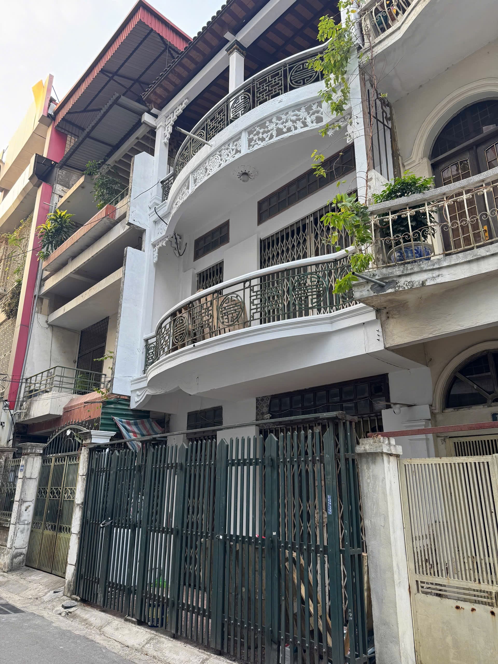 Nhà đất mặt phố, Hoàng Mai, Hà Nội - 65m² giá 21.5 tỷ