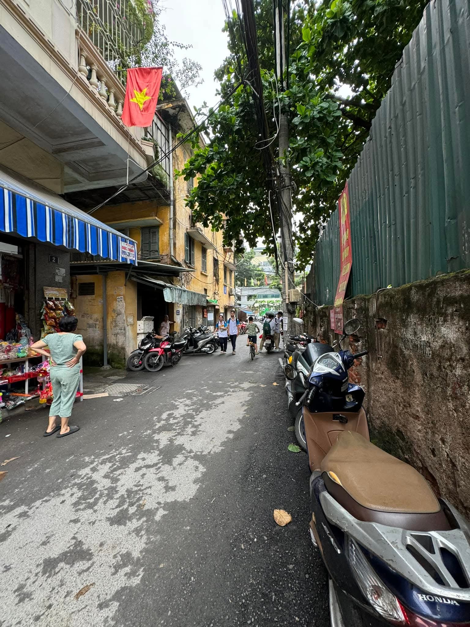 Nhà đất mặt phố, Thanh Xuân, Hà Nội - 37m² giá 14.2 tỷ