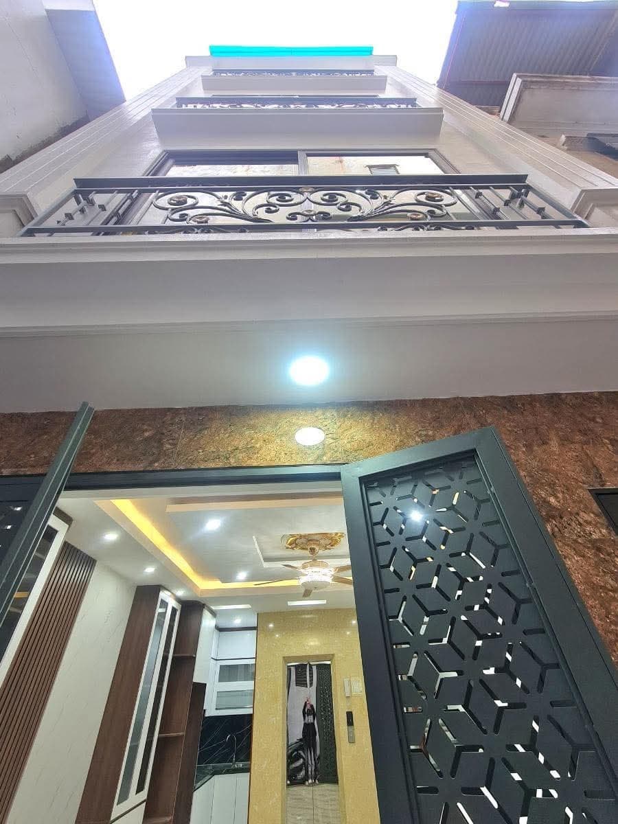 Nhà đất mặt phố, Tây Hồ, Hà Nội - 37m² giá 8.5 tỷ