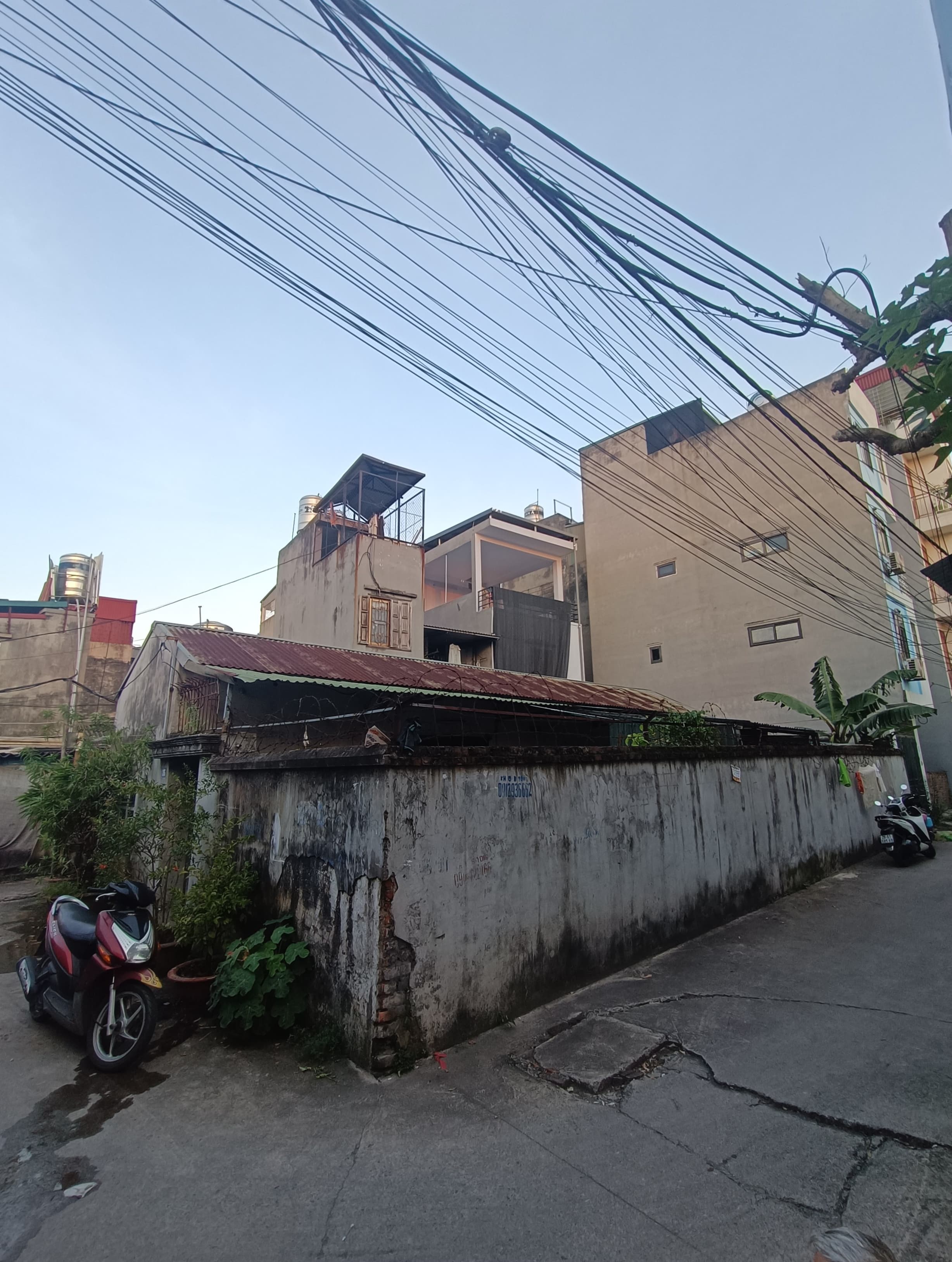 Nhà đất mặt phố, Long Biên, Hà Nội - 128m² giá 18.3 tỷ