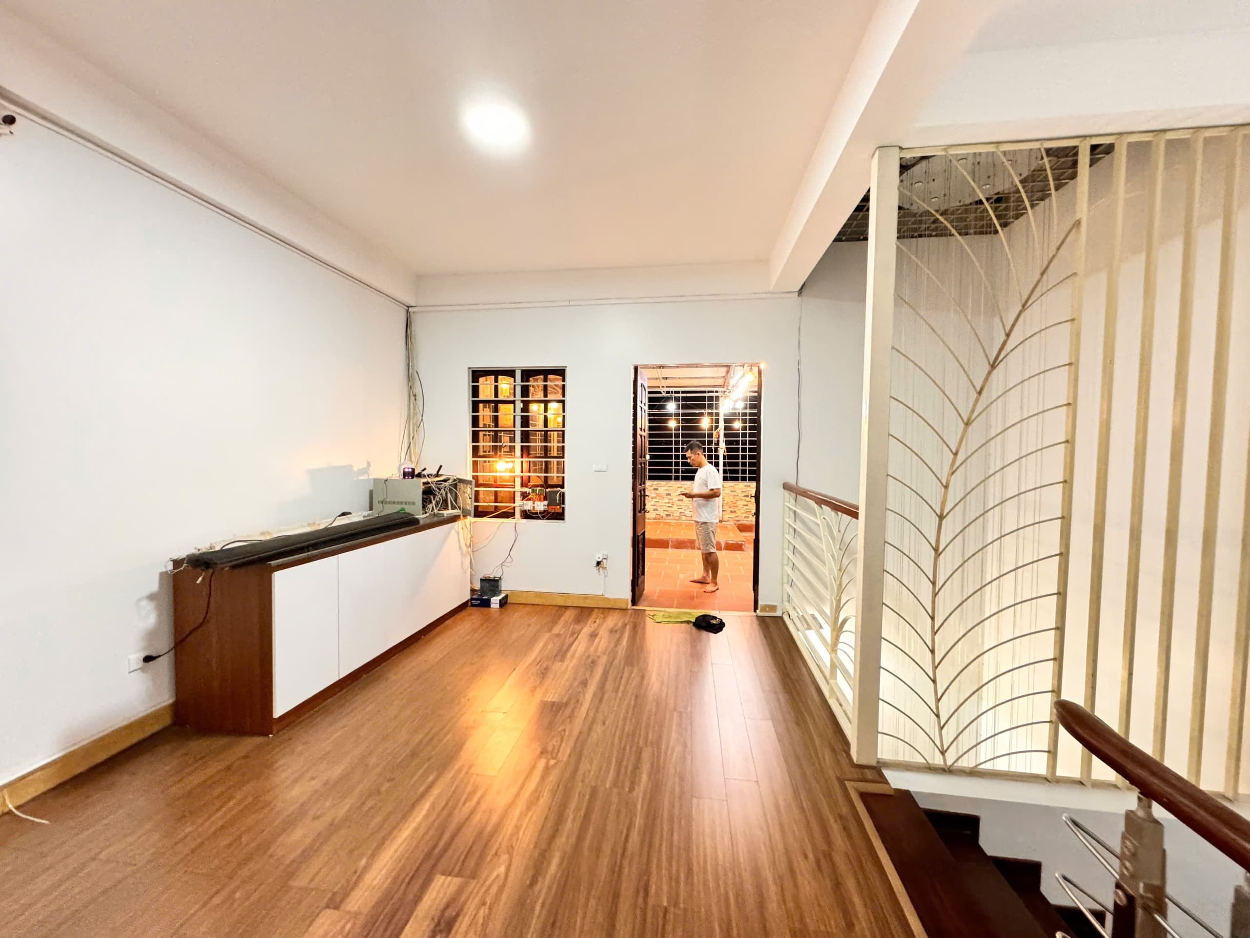 Nhà đất mặt phố, Hoàng Mai, Hà Nội - 61m² giá 17.5 tỷ