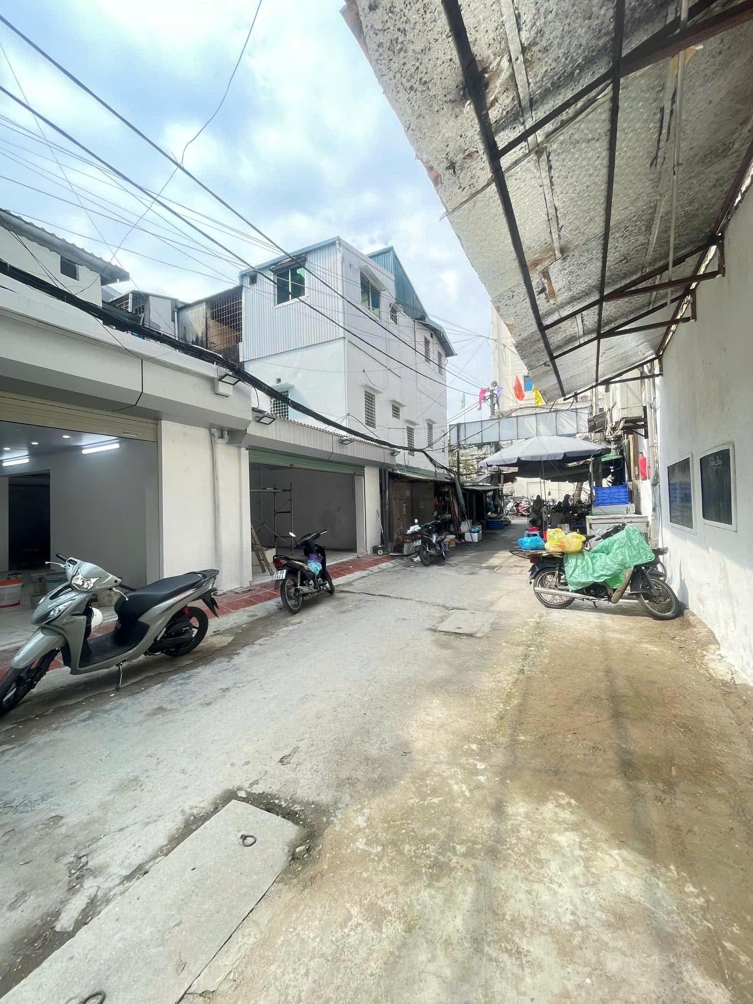 Căn hộ mặt phố, Đống Đa, Hà Nội - 150m² giá 8.2 tỷ