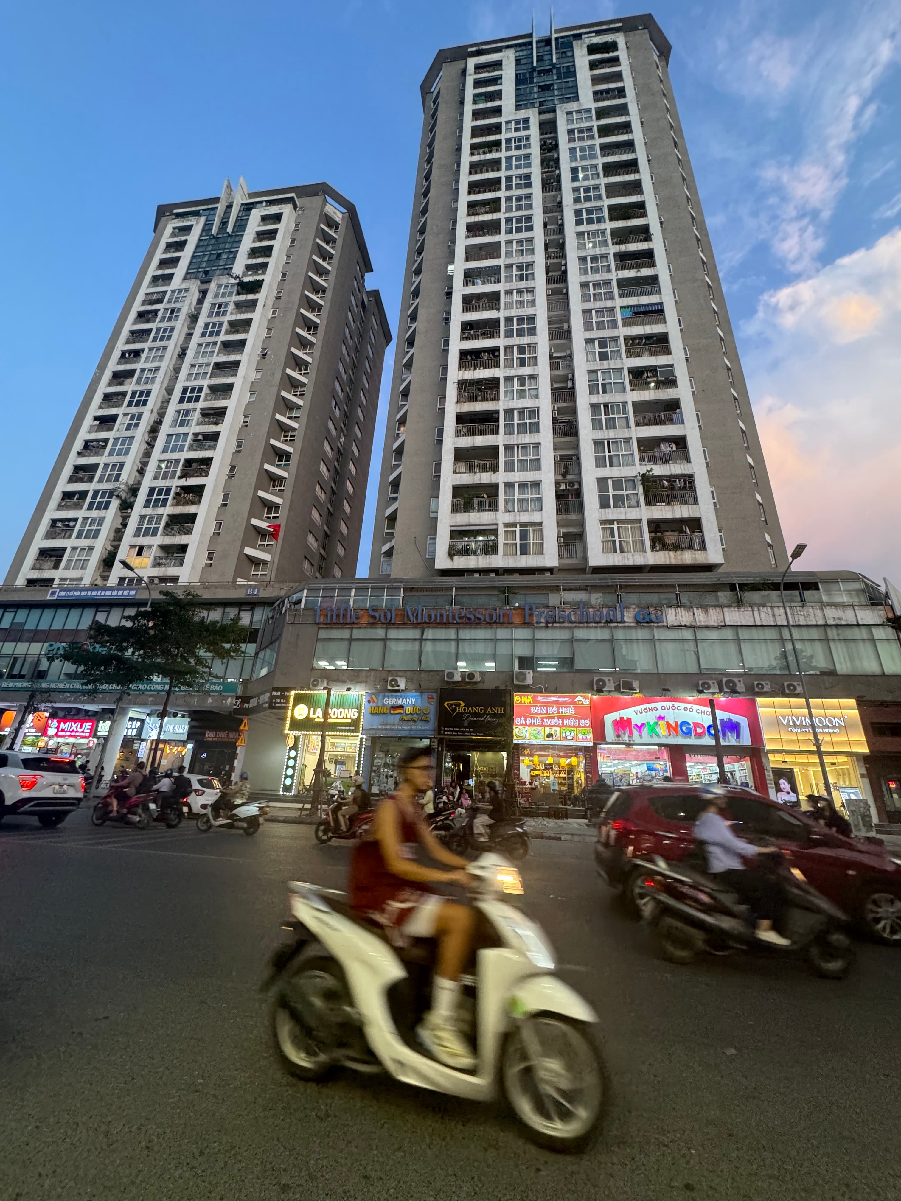 Nhà đất mặt phố, Đống Đa, Hà Nội - 65m² giá 21.8 tỷ