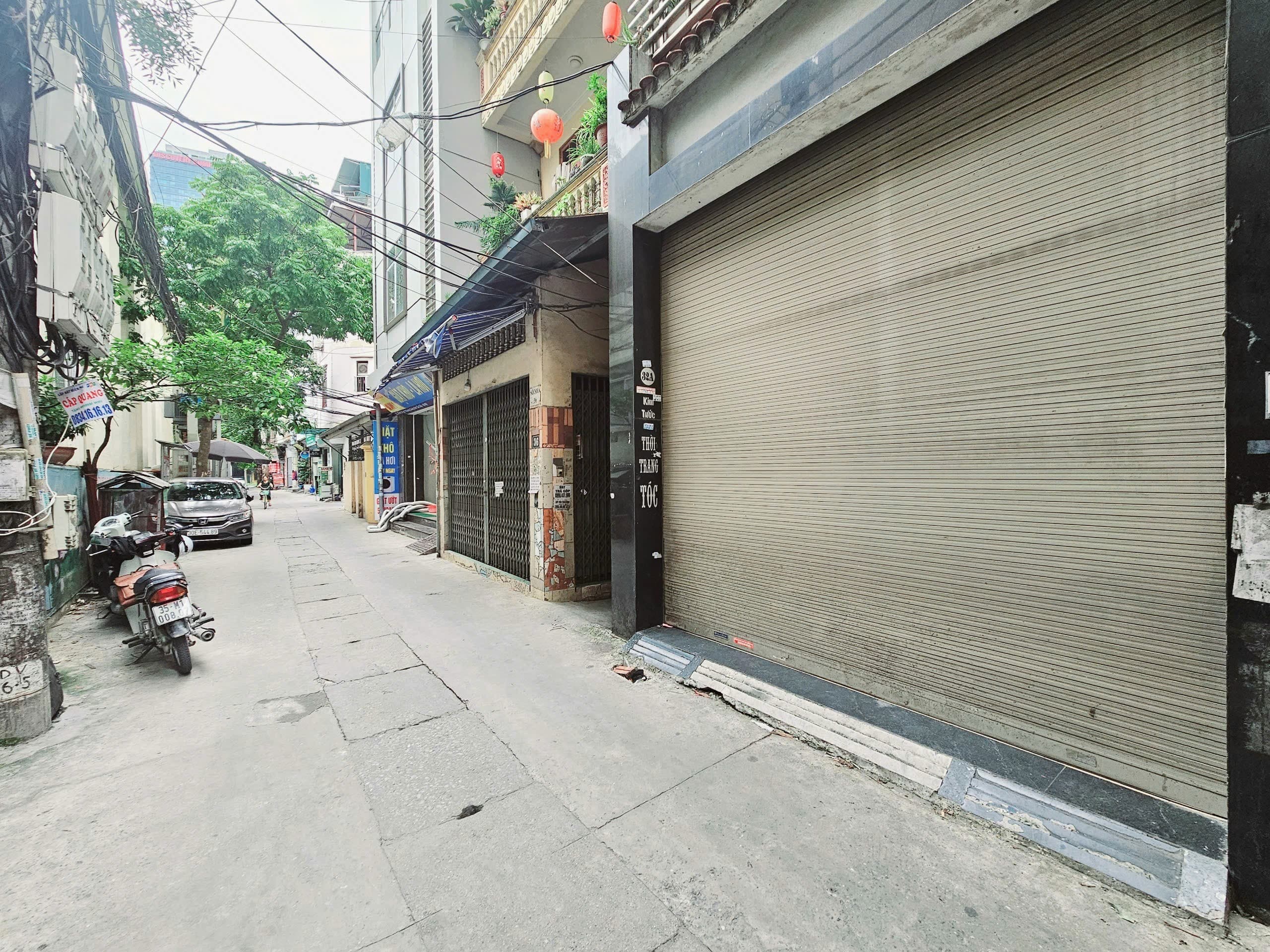 Nhà đất mặt phố, Cầu Giấy, Hà Nội - 48m² giá 20.5 tỷ