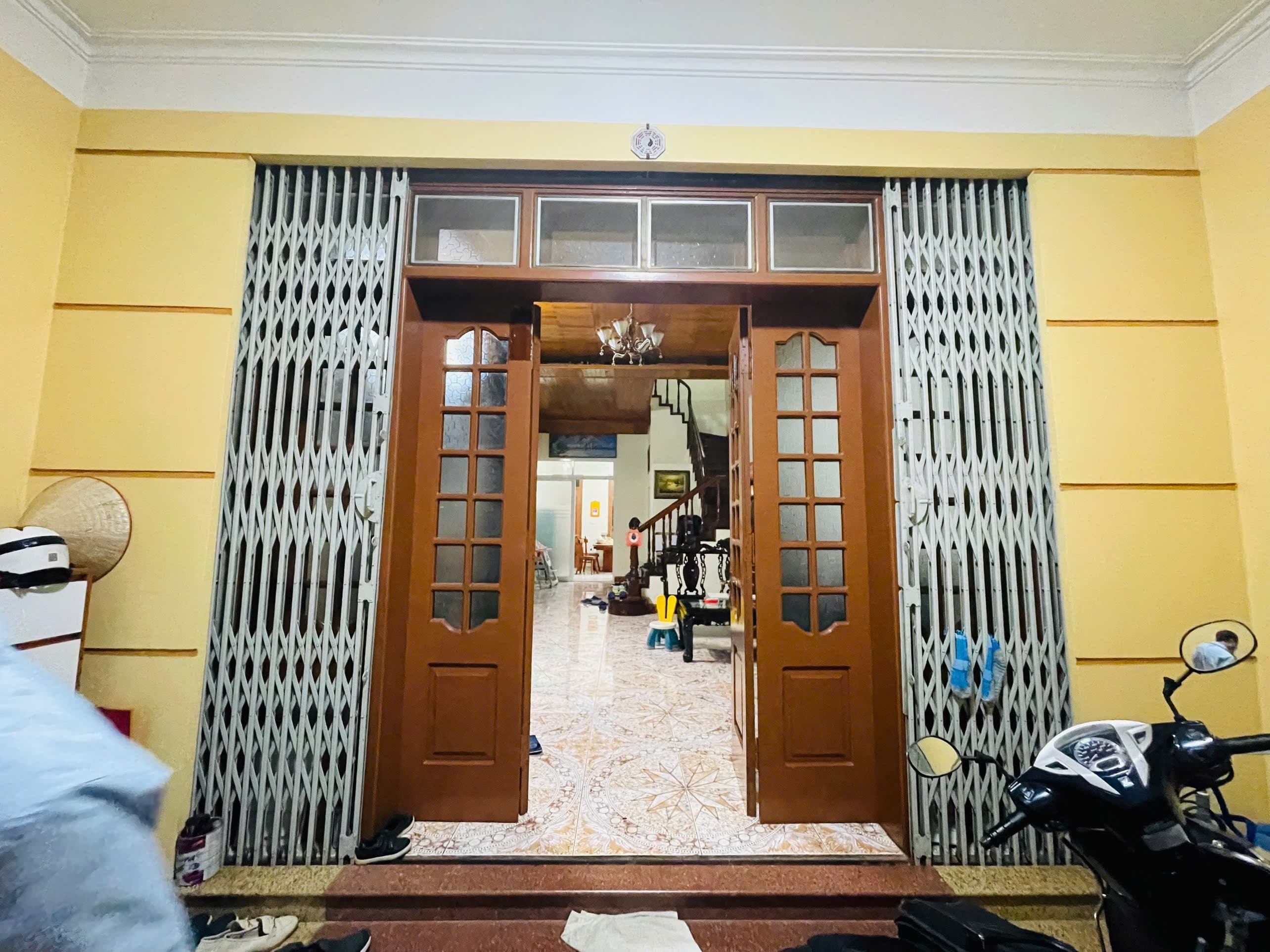 Nhà đất mặt phố, Đống Đa, Hà Nội - 87m² giá 35 tỷ