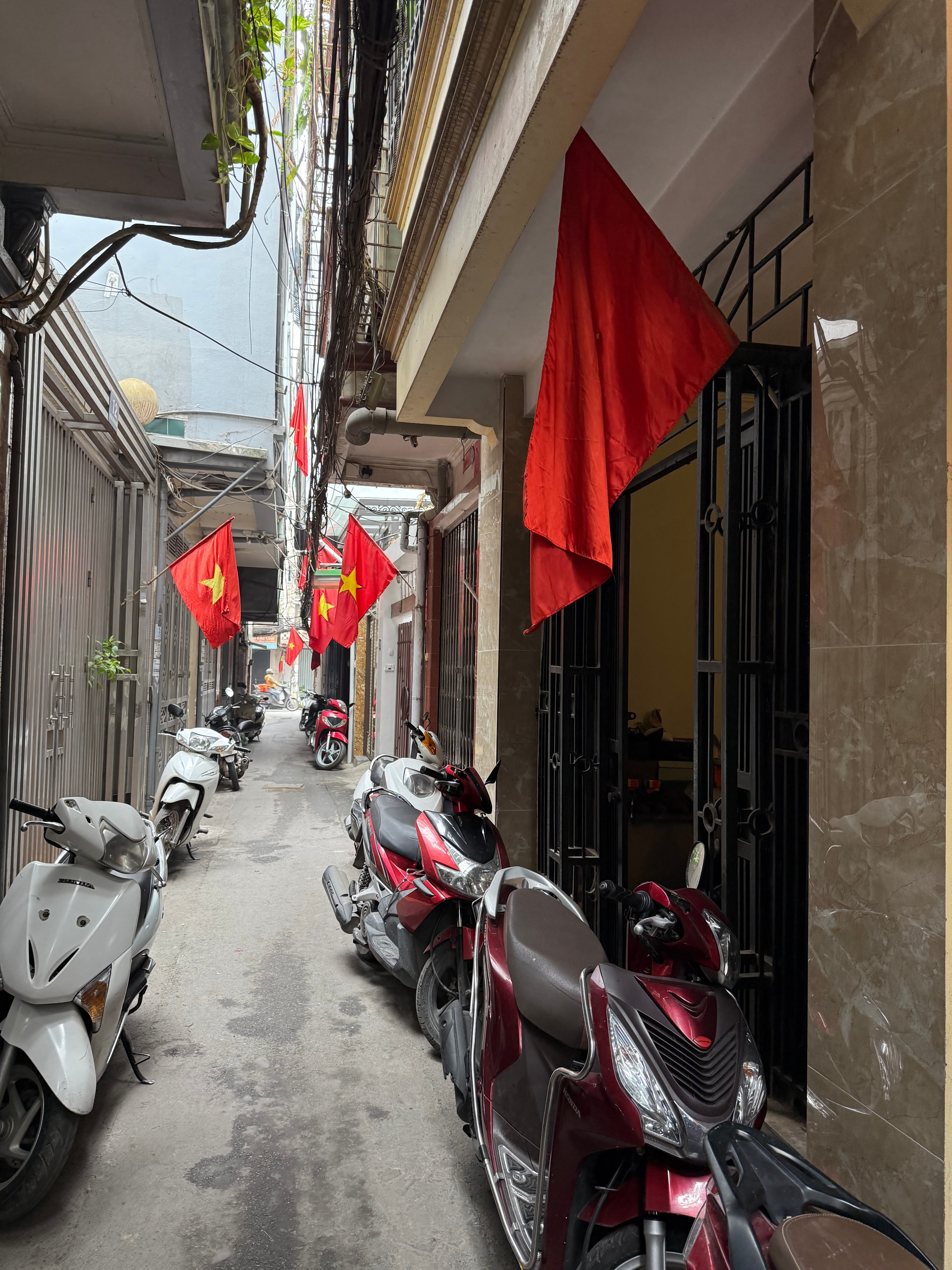 Nhà đất mặt phố, Tây Hồ, Hà Nội - 63m² giá 12.4 tỷ