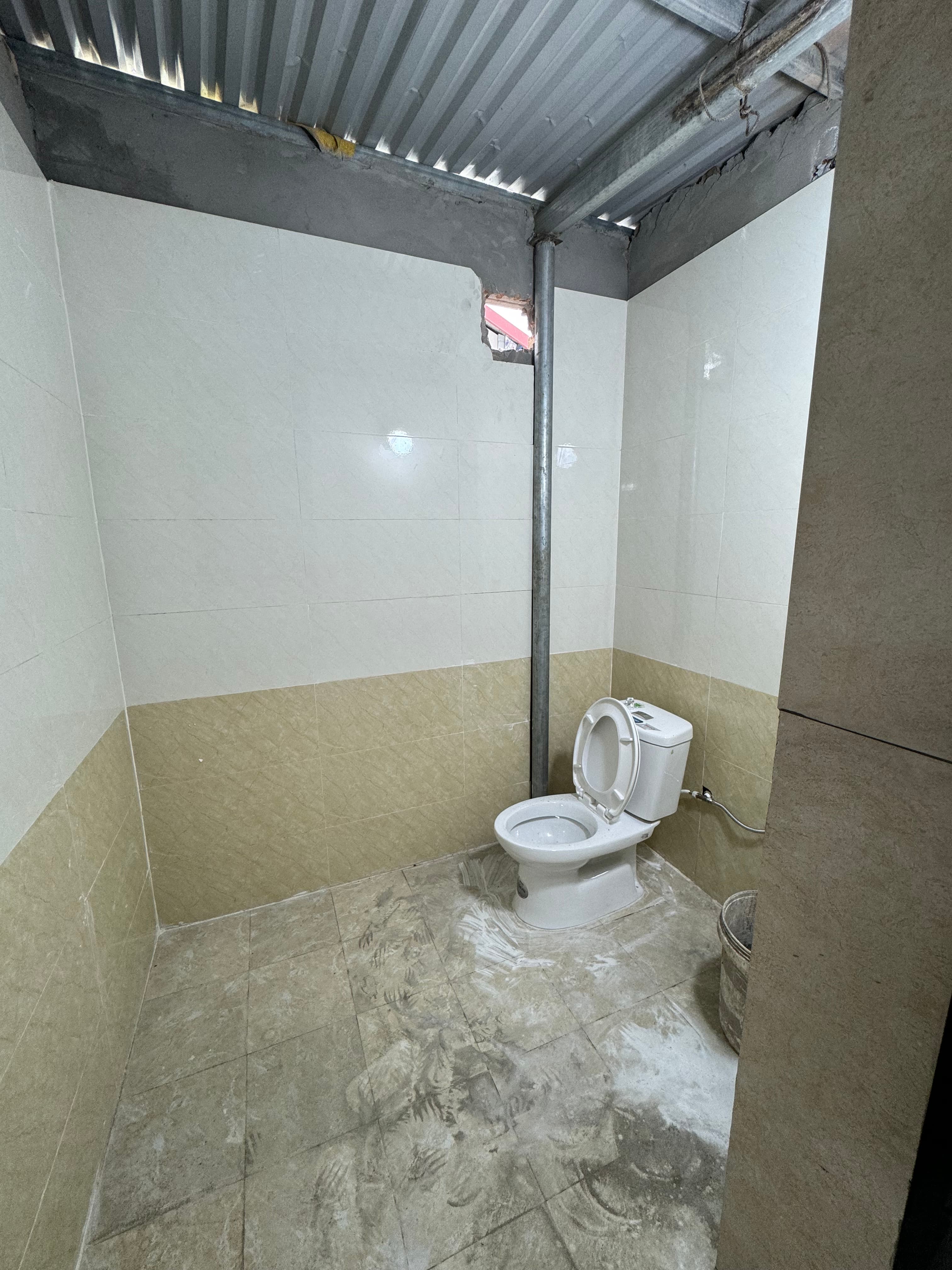 Nhà đất mặt phố, Long Biên, Hà Nội - 105m² giá 2.6 tỷ