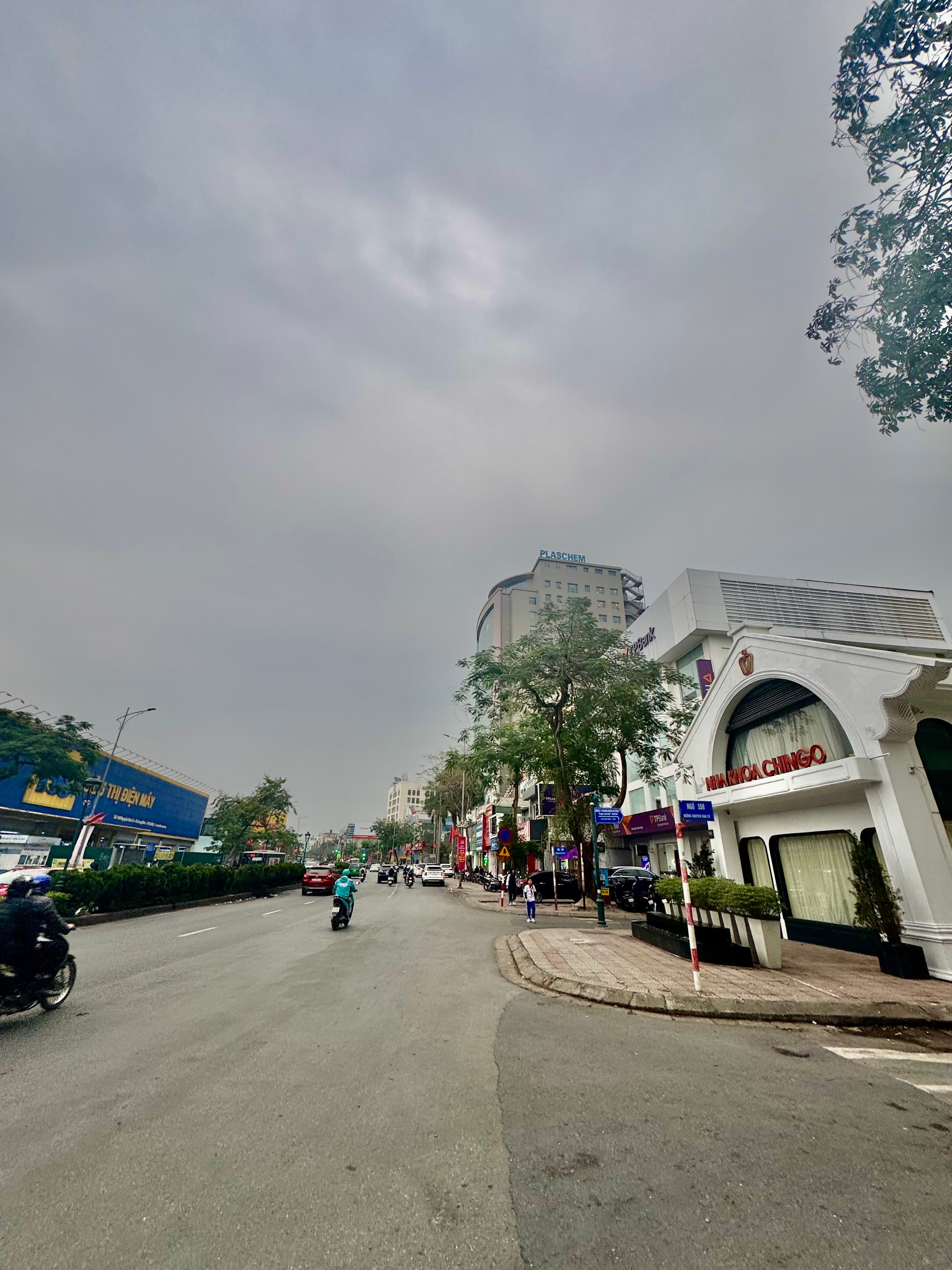 Nhà đất mặt phố, Long Biên, Hà Nội - 93m² giá 23.4 tỷ