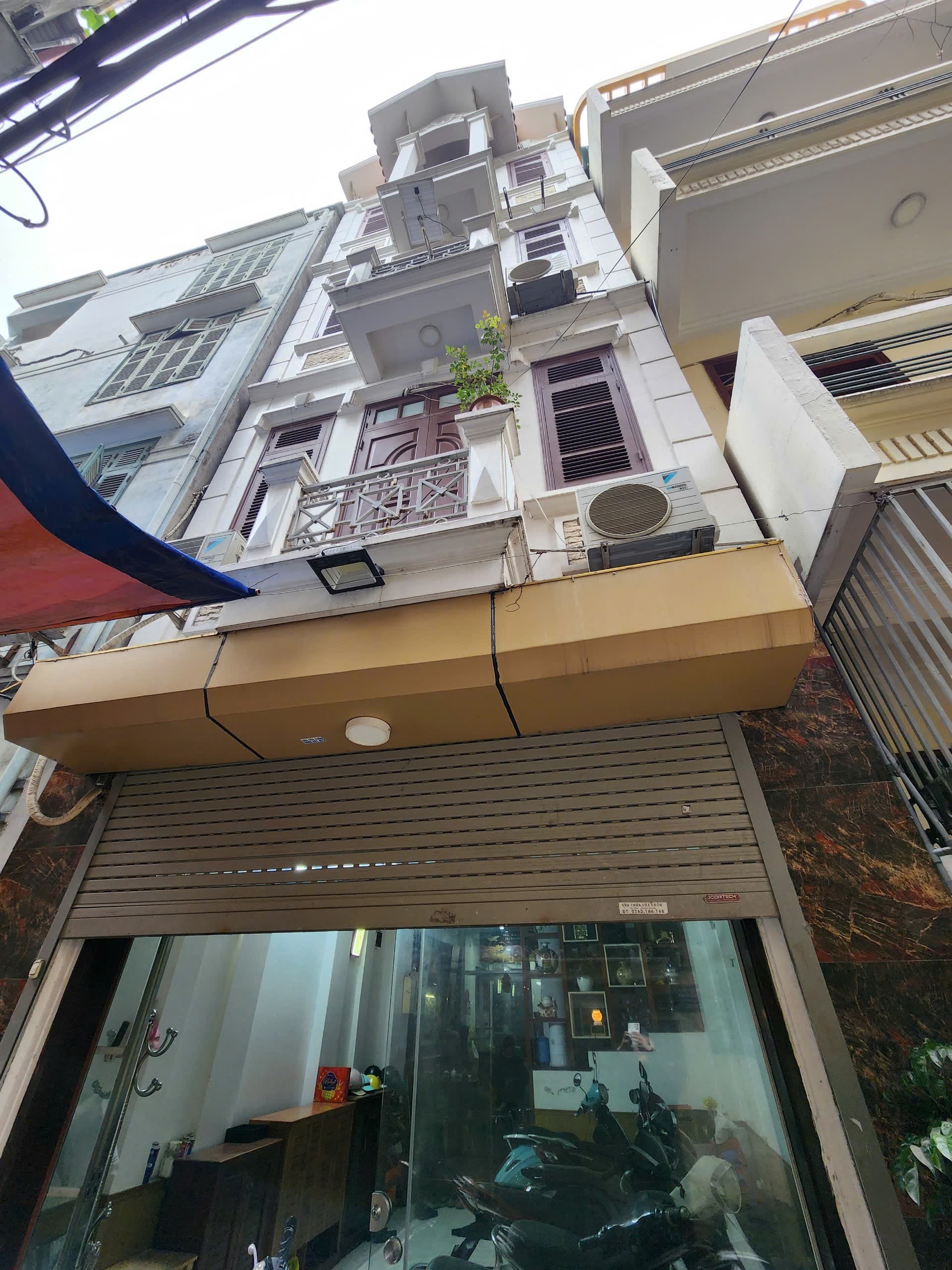 Nhà đất mặt phố, Thanh Xuân, Hà Nội - 62m² giá 14.6 tỷ