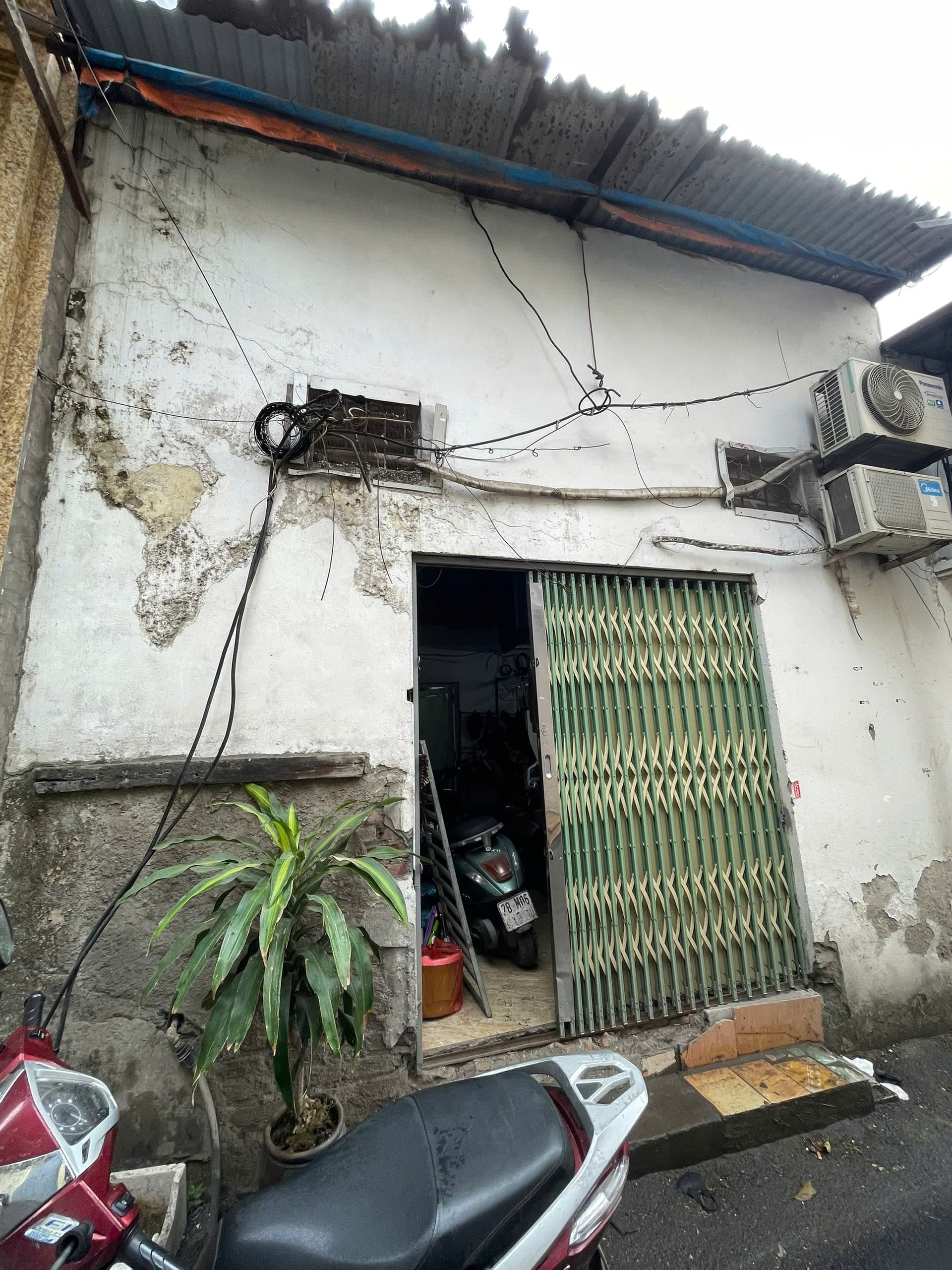 Nhà đất mặt phố, Đống Đa, Hà Nội - 37m² giá 7.78 tỷ