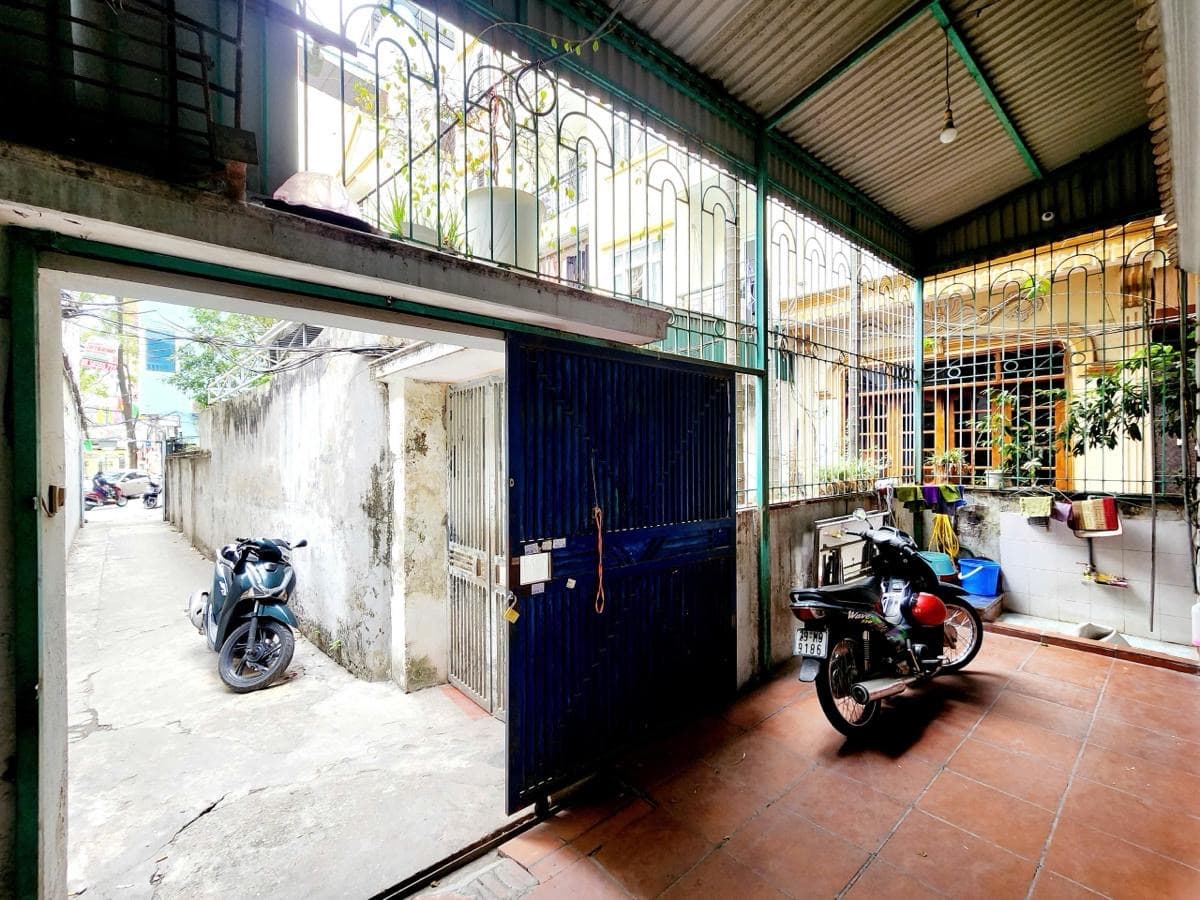 Nhà đất mặt phố, Đống Đa, Hà Nội - 61m² giá 16.9 tỷ