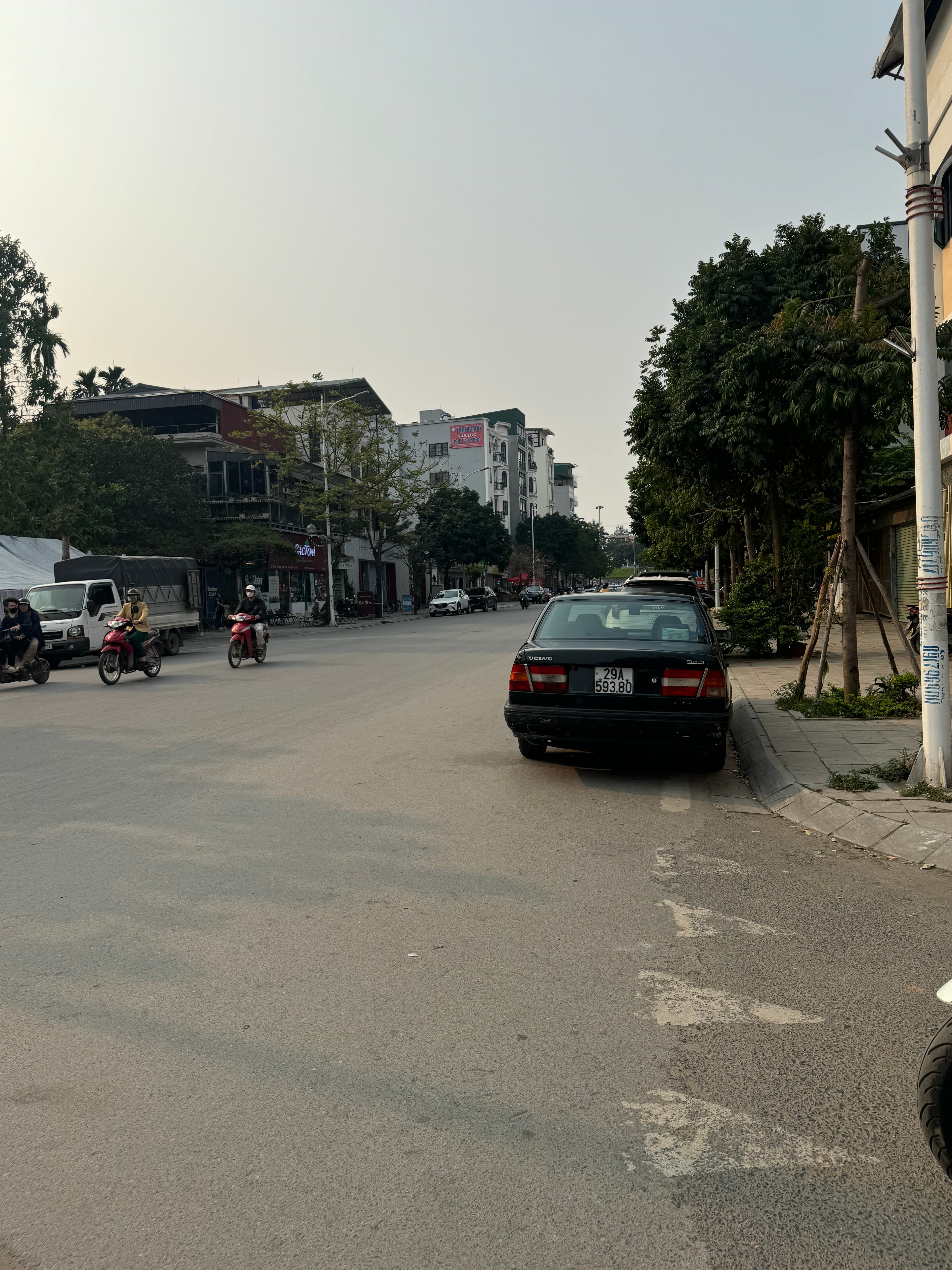 Nhà đất mặt phố, Long Biên, Hà Nội - 1300m² giá 90 tỷ