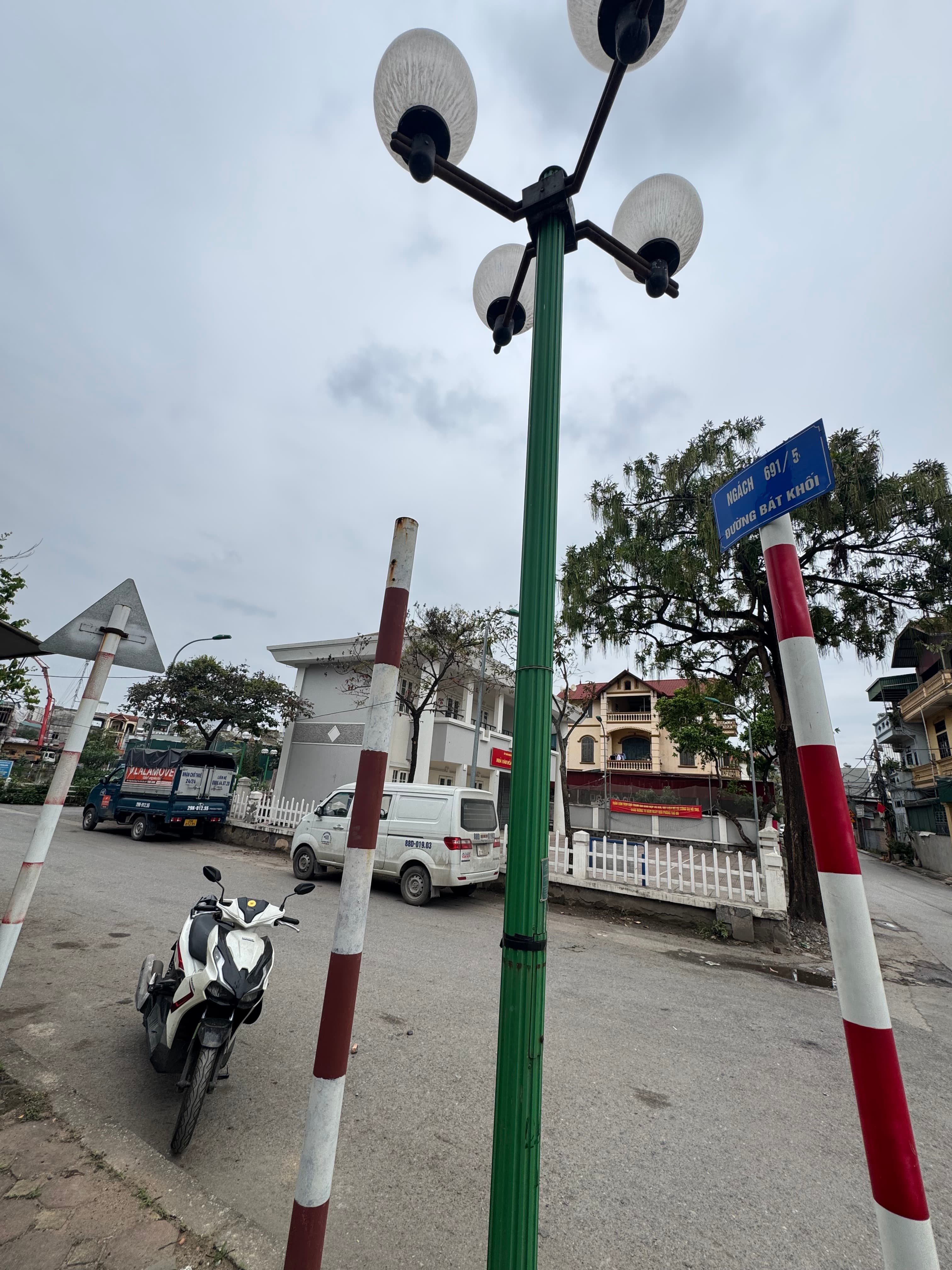 Nhà đất mặt phố, Long Biên, Hà Nội - 60m² giá 10.9 tỷ