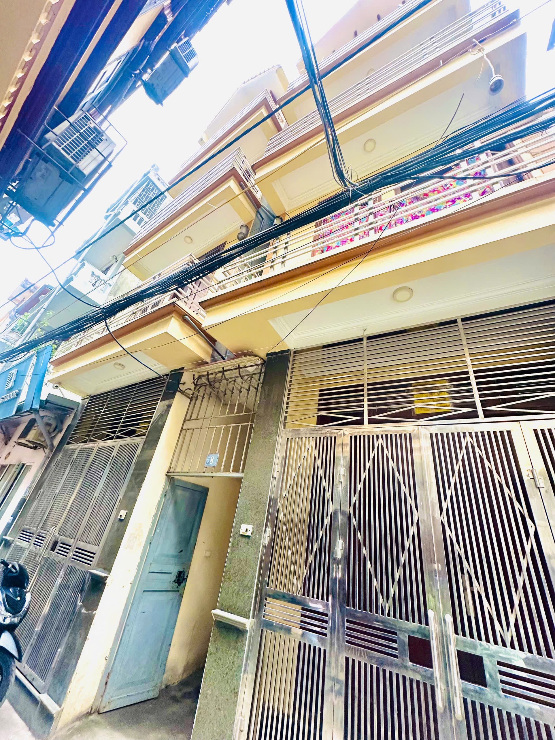 Nhà đất mặt phố, Hoàng Mai, Hà Nội - 137m² giá 29.5 tỷ