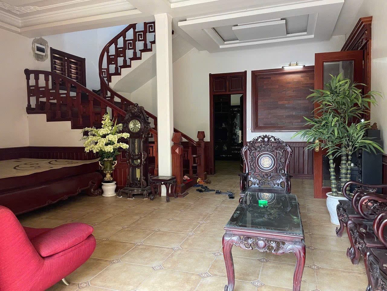 Nhà đất mặt phố Chương Mỹ, Hà Nội - 487m² giá 23 tỷ