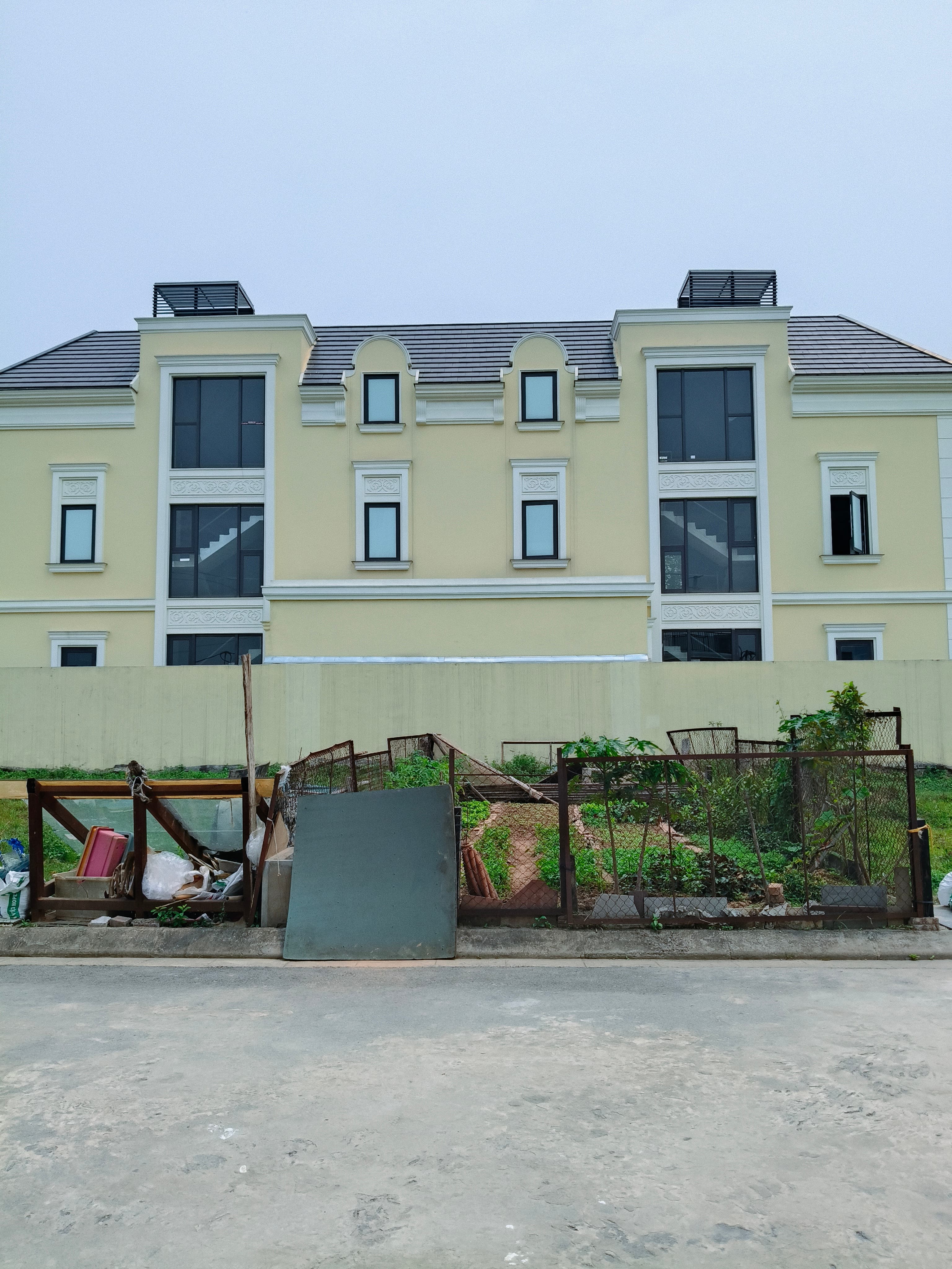 Nhà đất mặt phố, Hoài Đức, Hà Nội - 150m² giá 25.3 tỷ