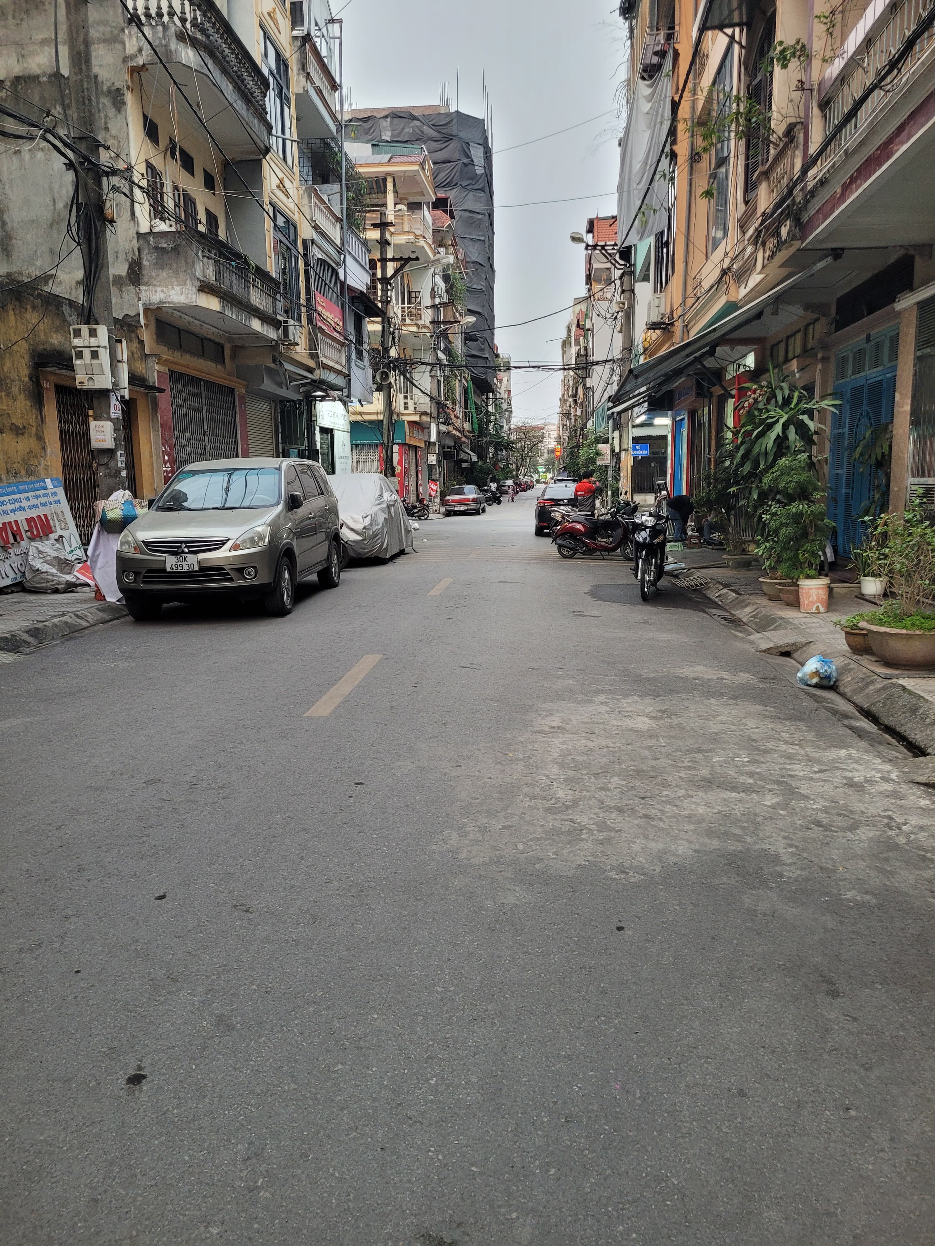 Nhà đất mặt phố, Hà Đông, Hà Nội - 98m² giá 18.9 tỷ