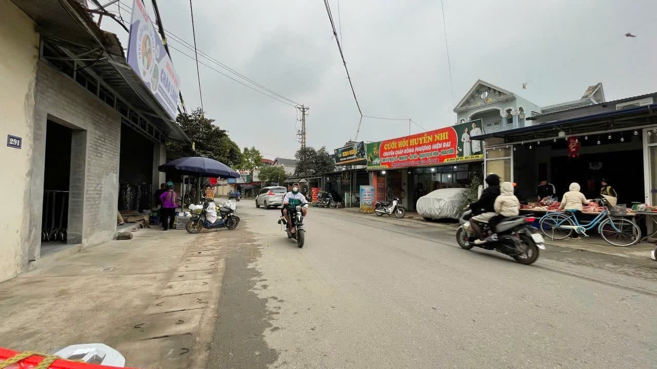 Nhà đất mặt phố Sơn Tây, Hà Nội - 182m² giá 8.9 tỷ