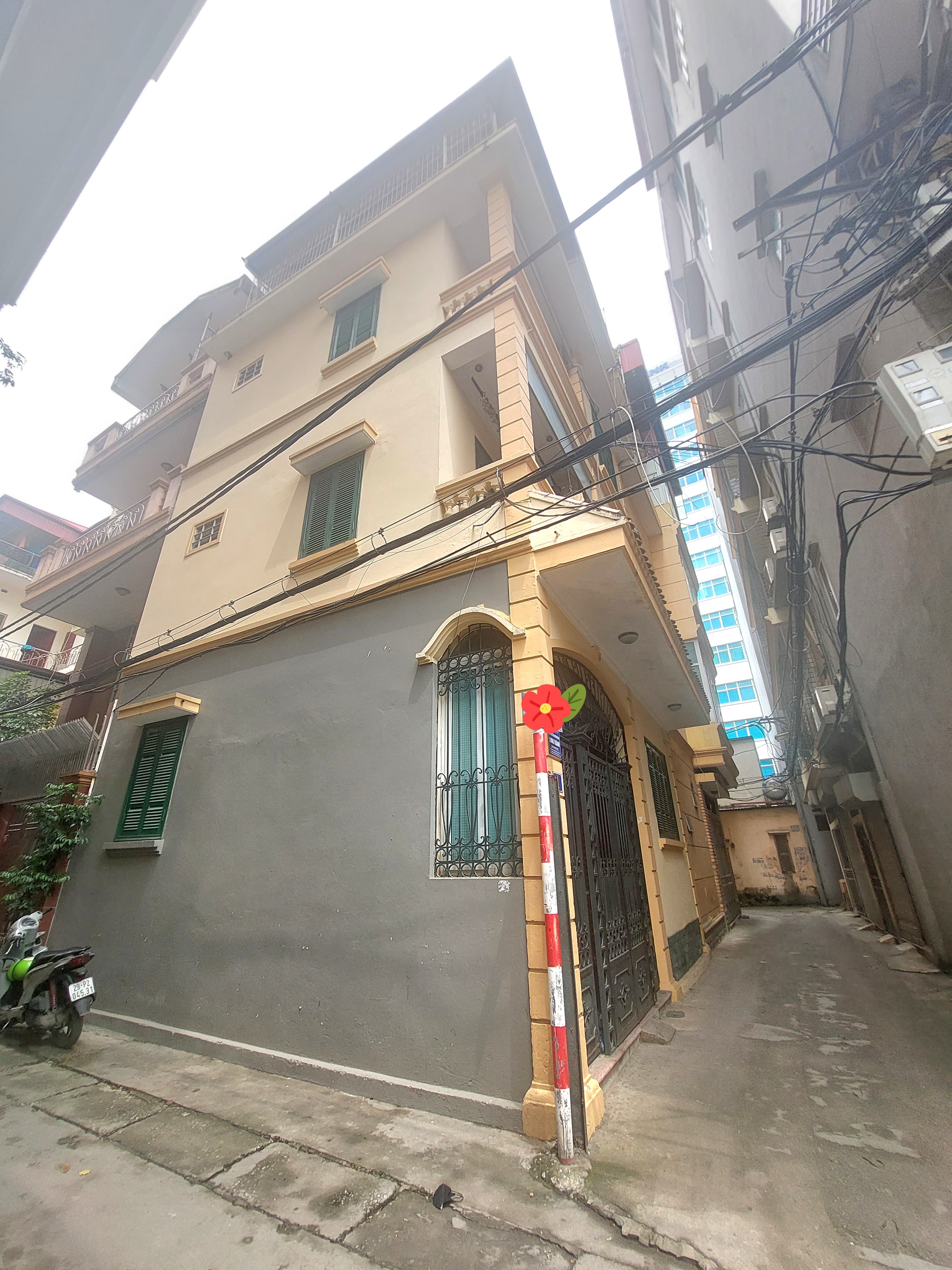 Nhà đất mặt phố, Cầu Giấy, Hà Nội - 48m² giá 23.8 tỷ