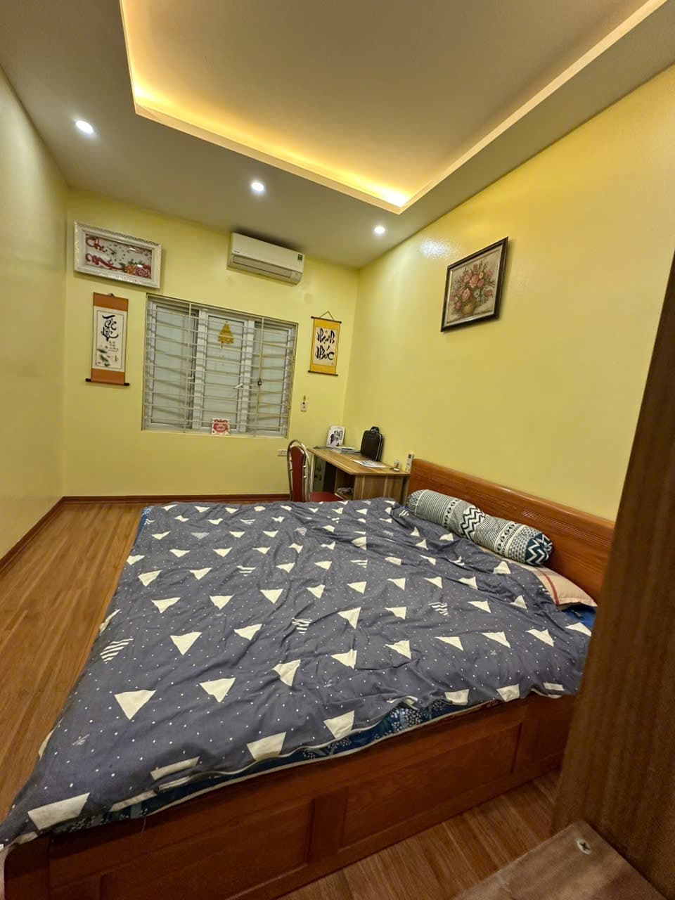 Nhà đất mặt phố, Đống Đa, Hà Nội - 28m² giá 7.3 tỷ