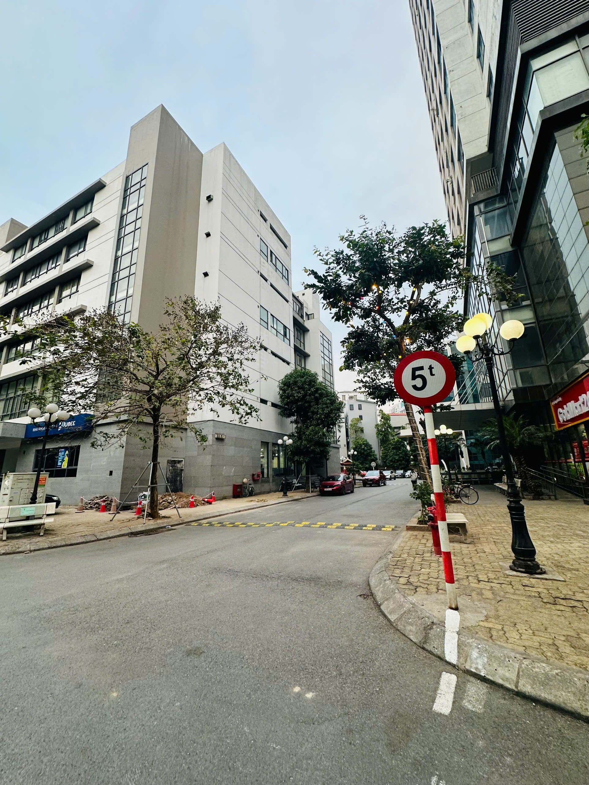 Nhà đất mặt phố, Thanh Xuân, Hà Nội - 92m² giá 47 tỷ