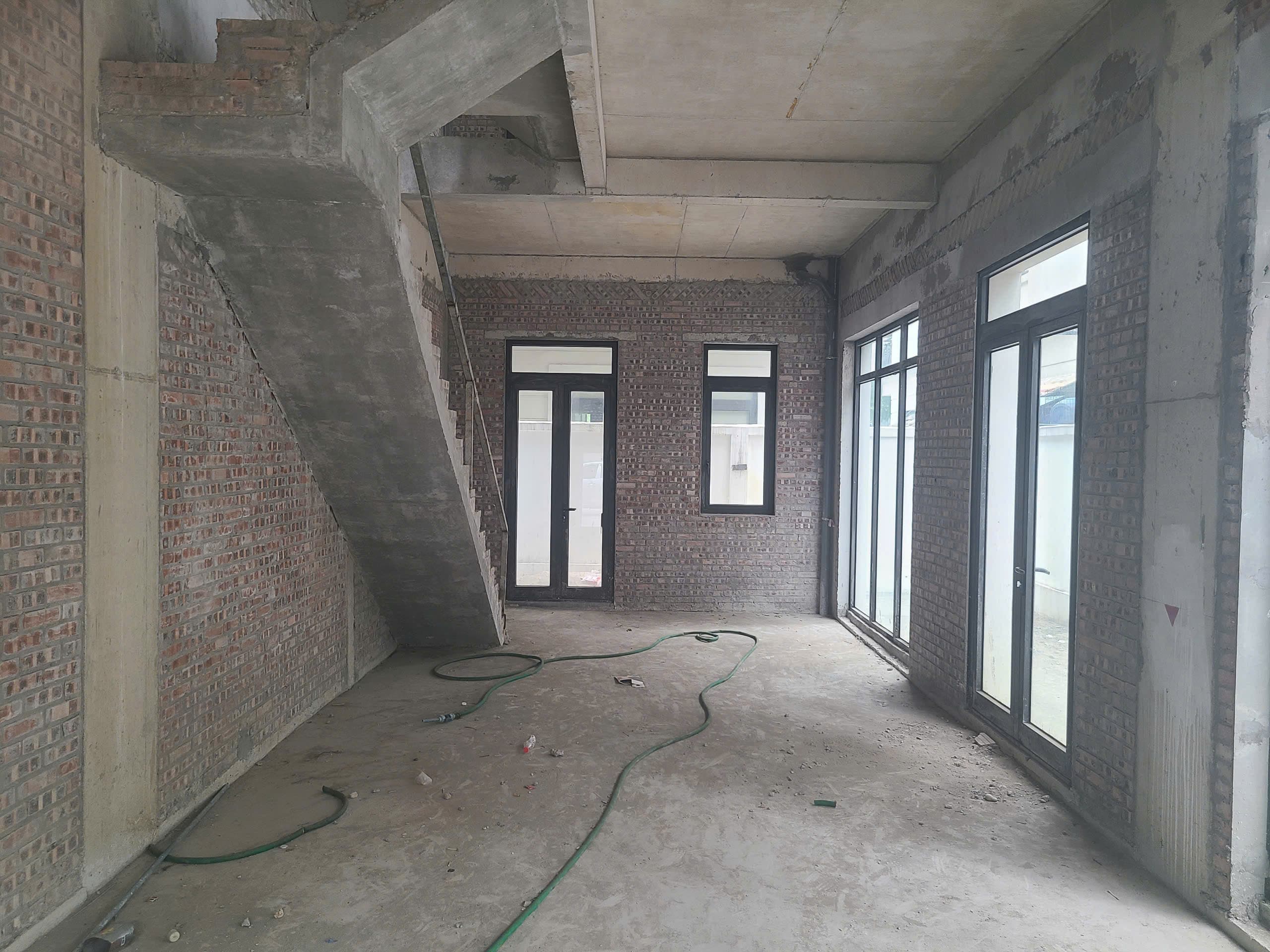 Dự án The Empire - Vinhomes Ocean Park 2 - 91m² giá 14 tỷ